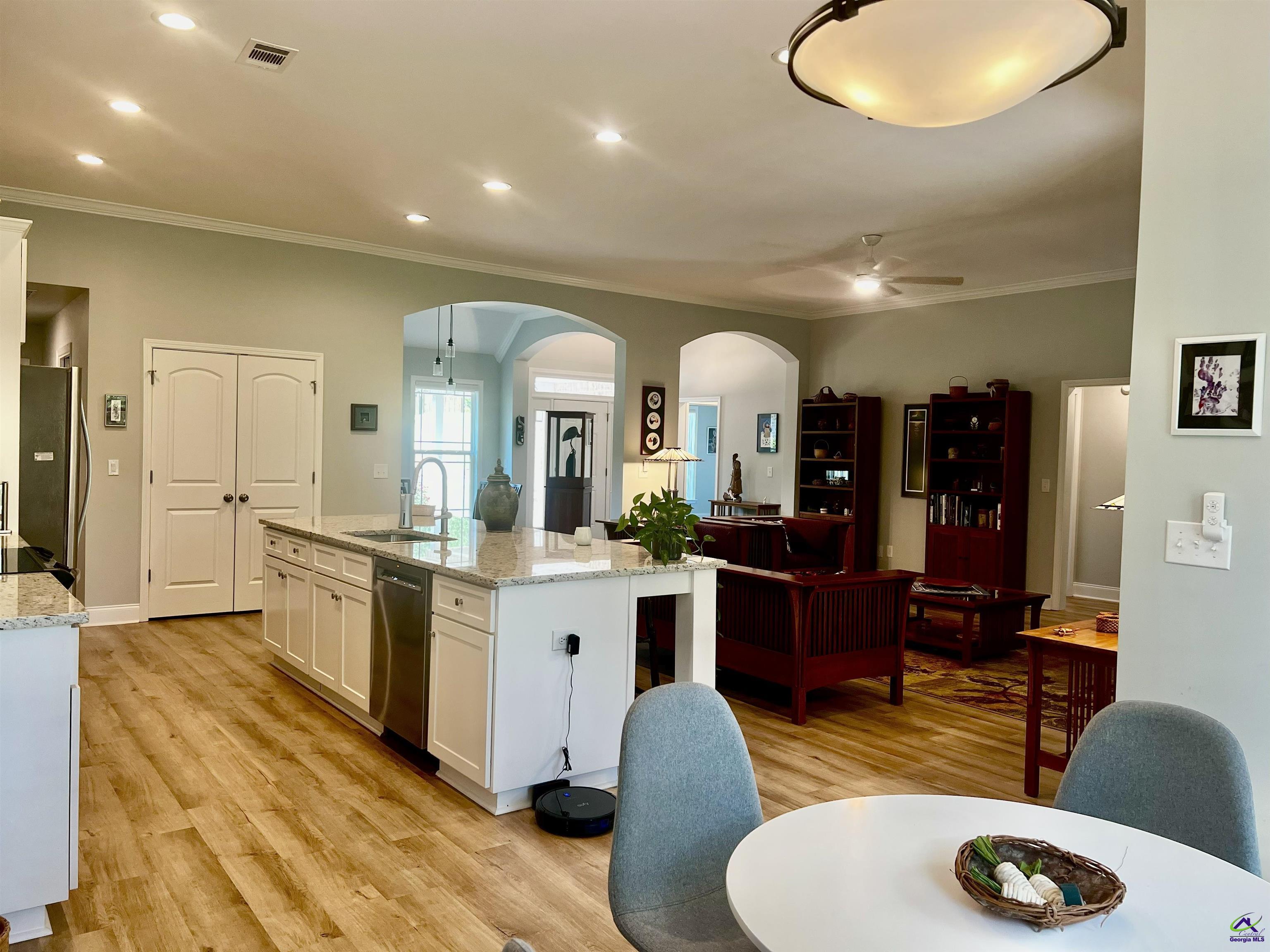200 Wilsons Creek Bend