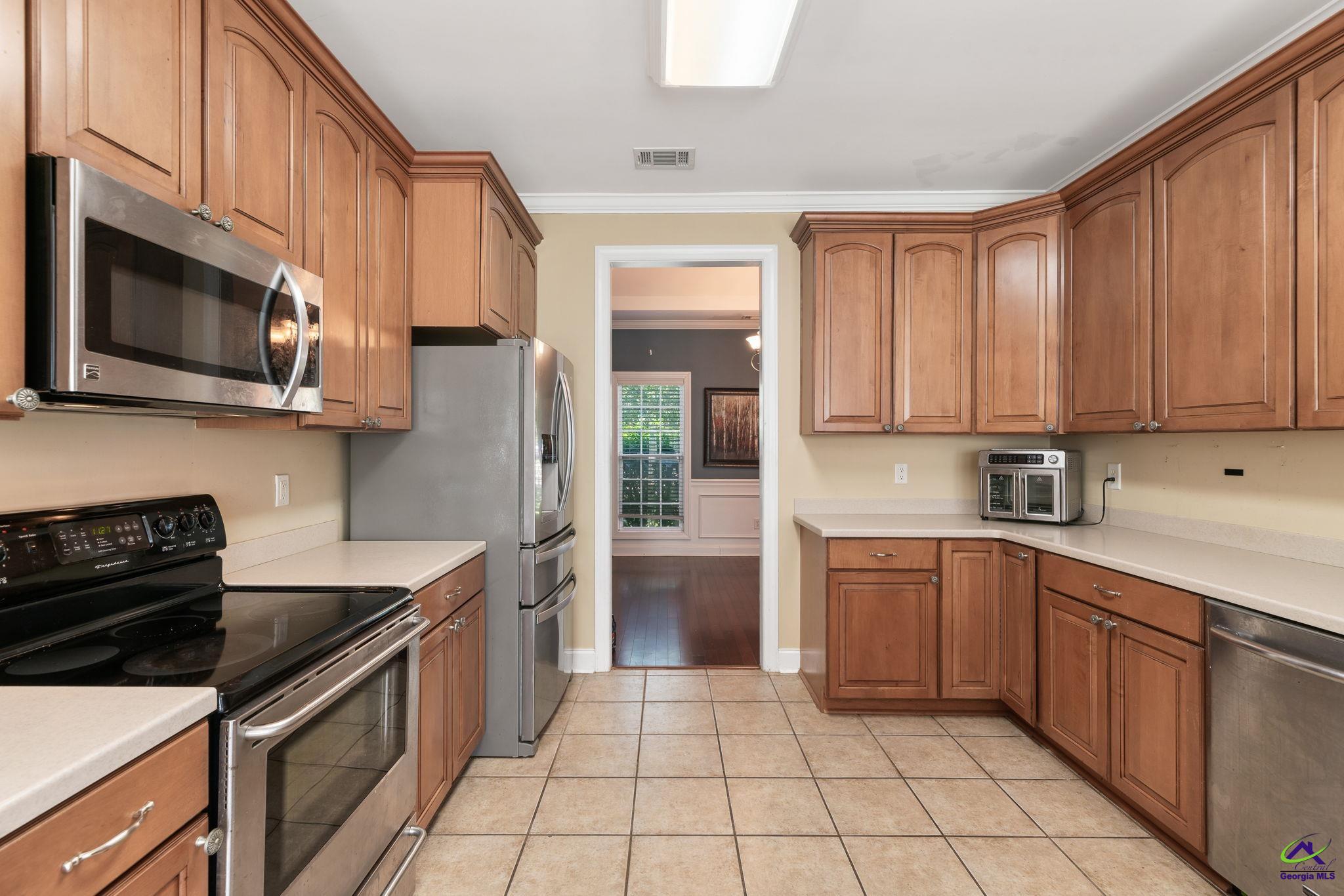 308 Live Oak Court