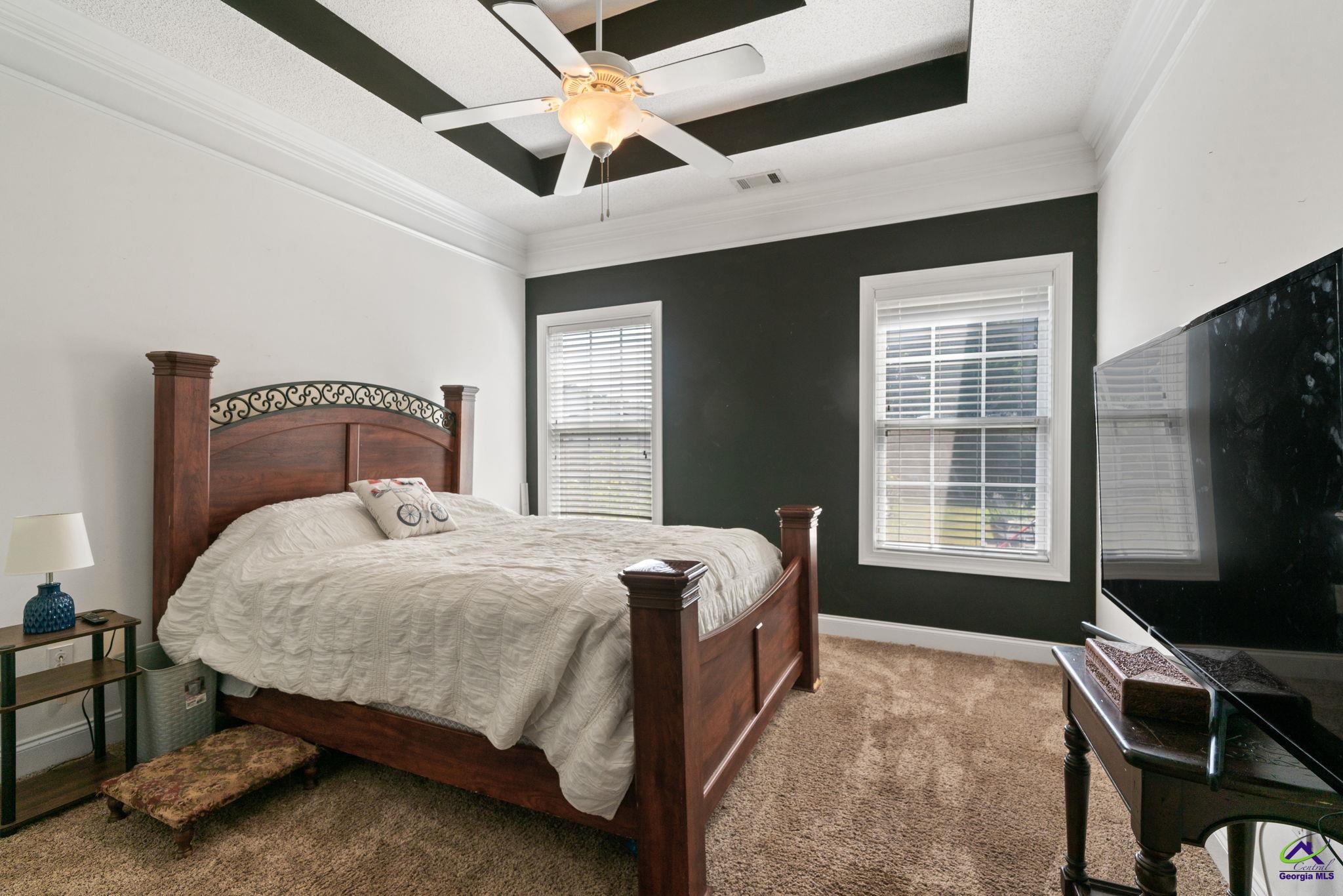 308 Live Oak Court