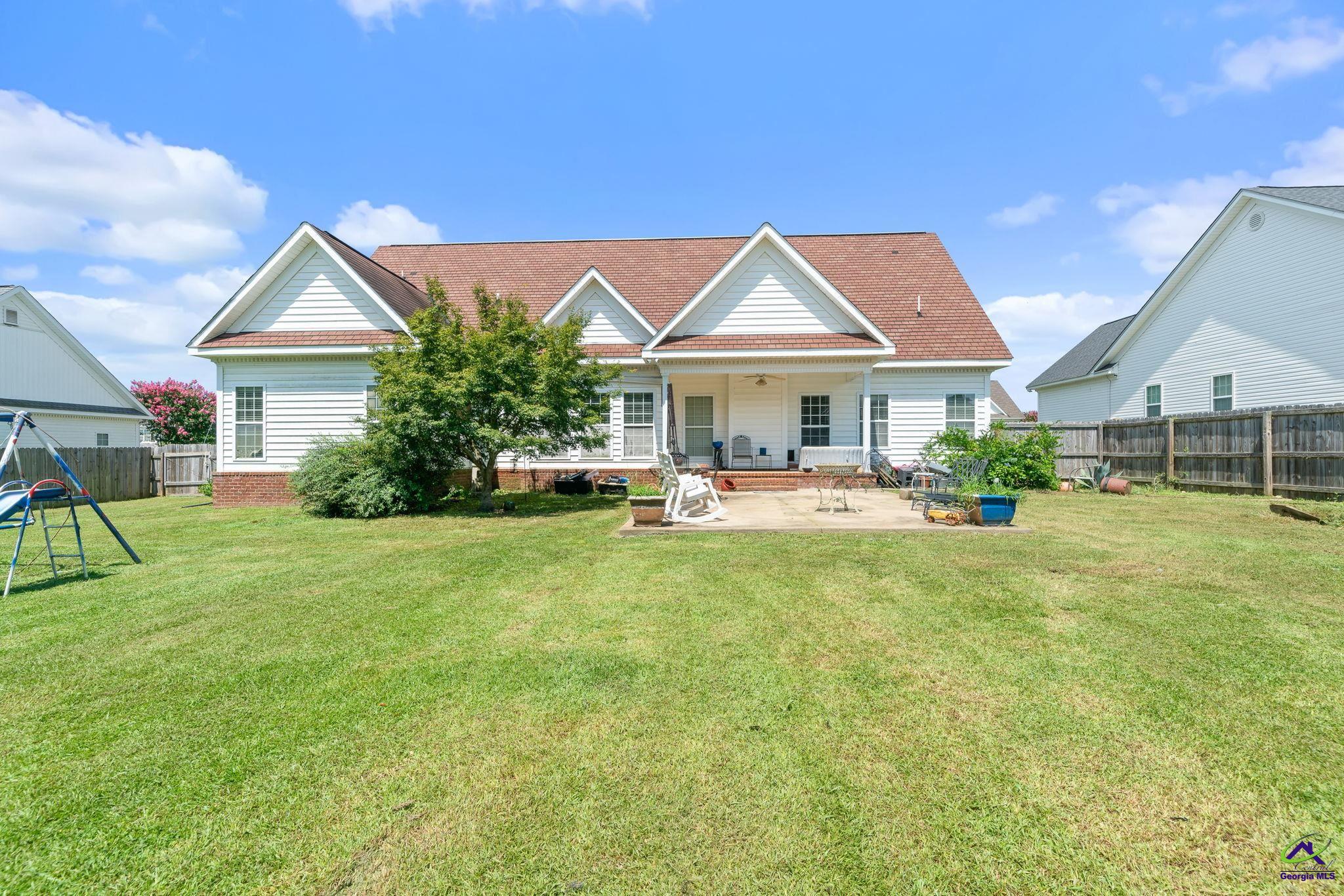 308 Live Oak Court