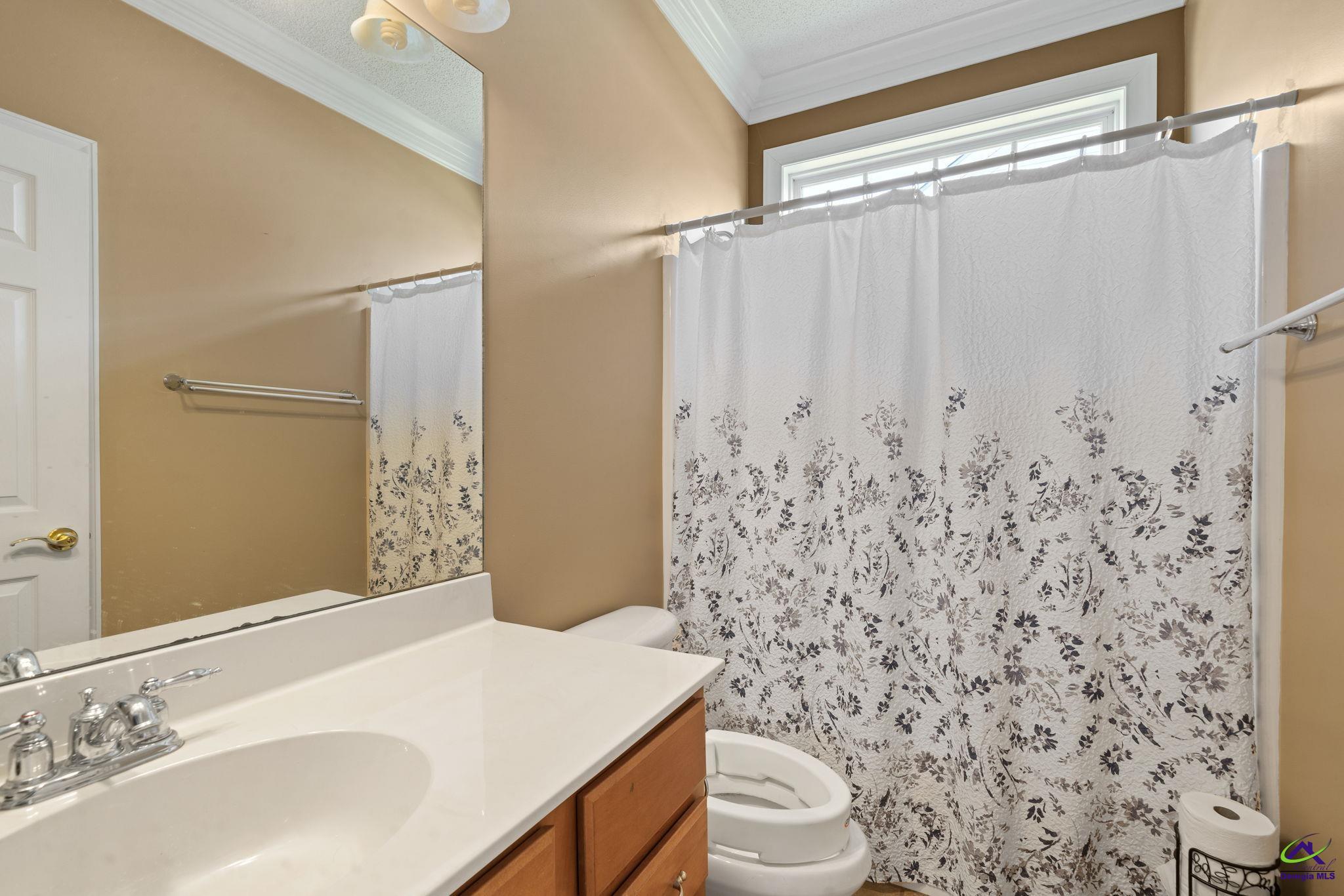 308 Live Oak Court