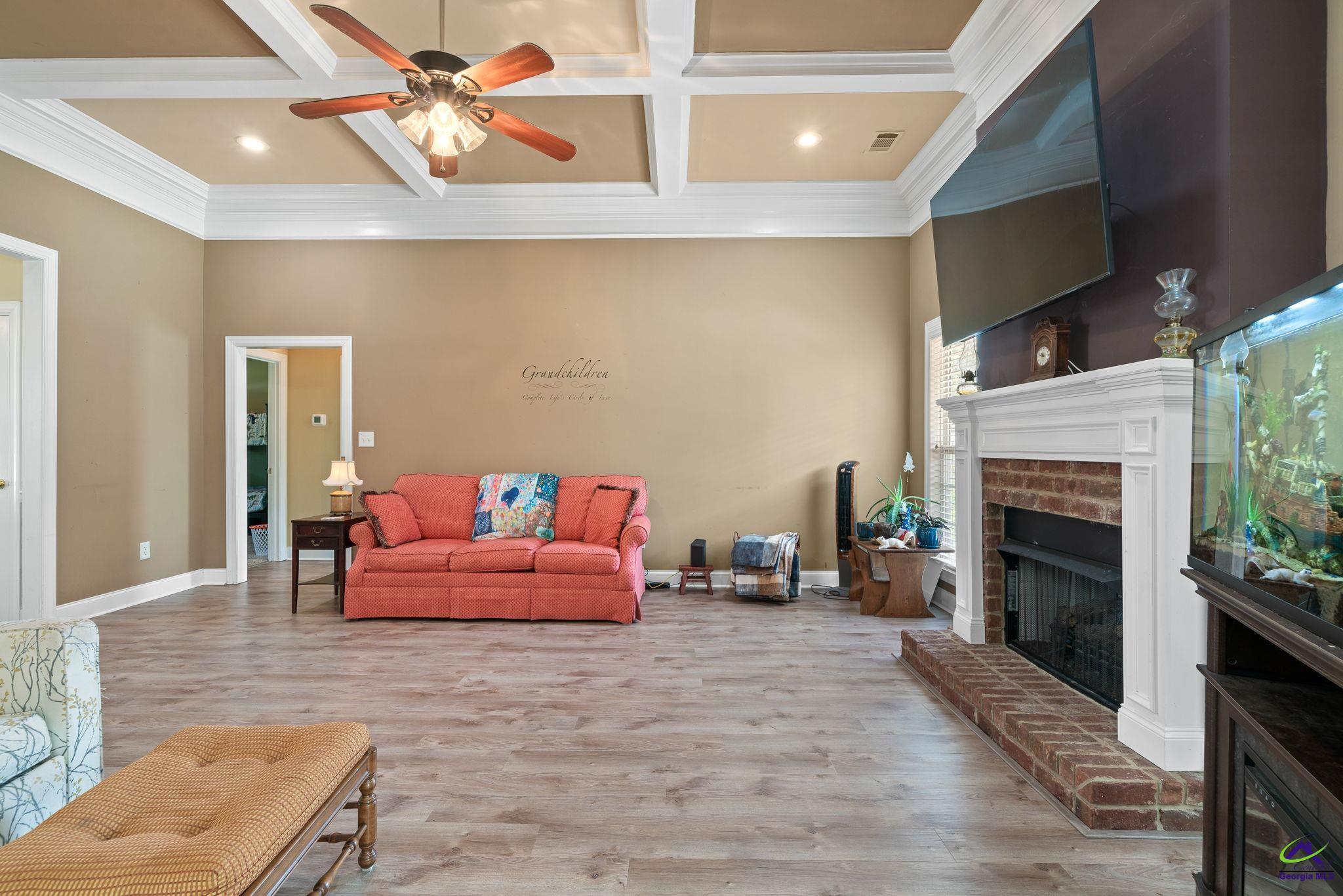 308 Live Oak Court