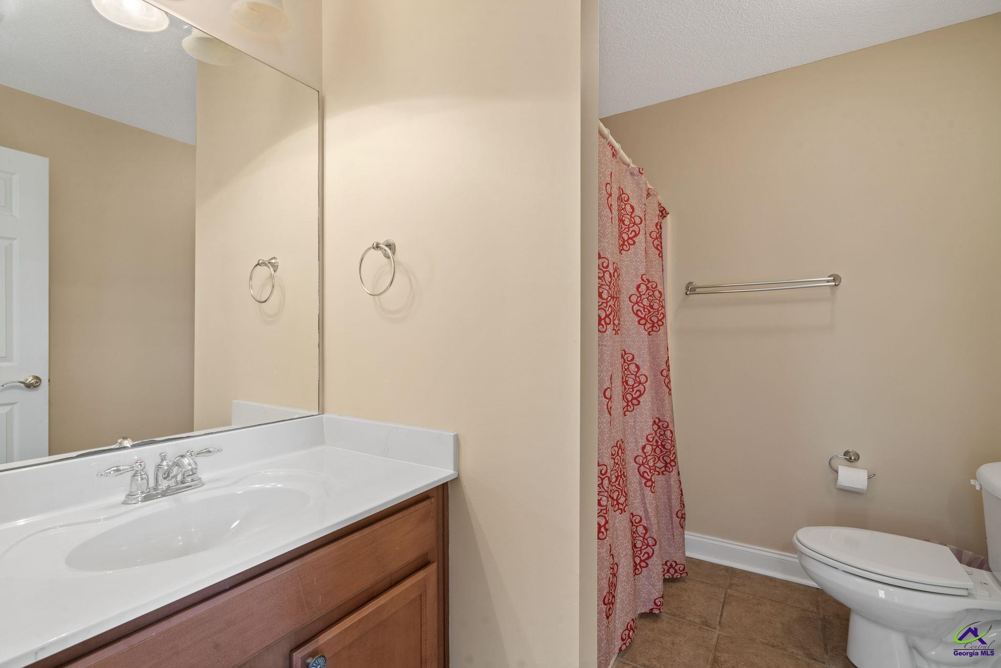 308 Live Oak Court