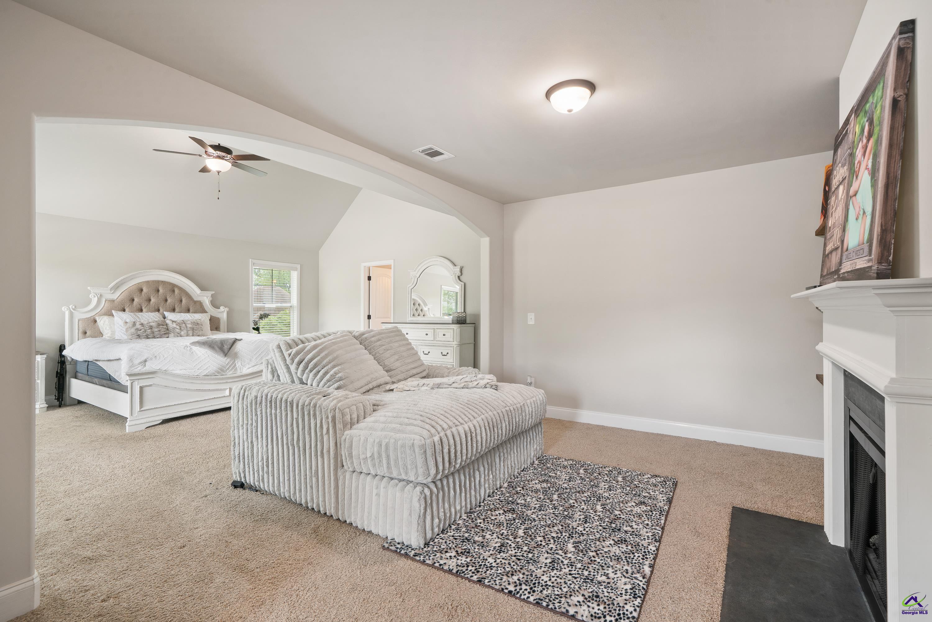 105 Grey Hawk Court