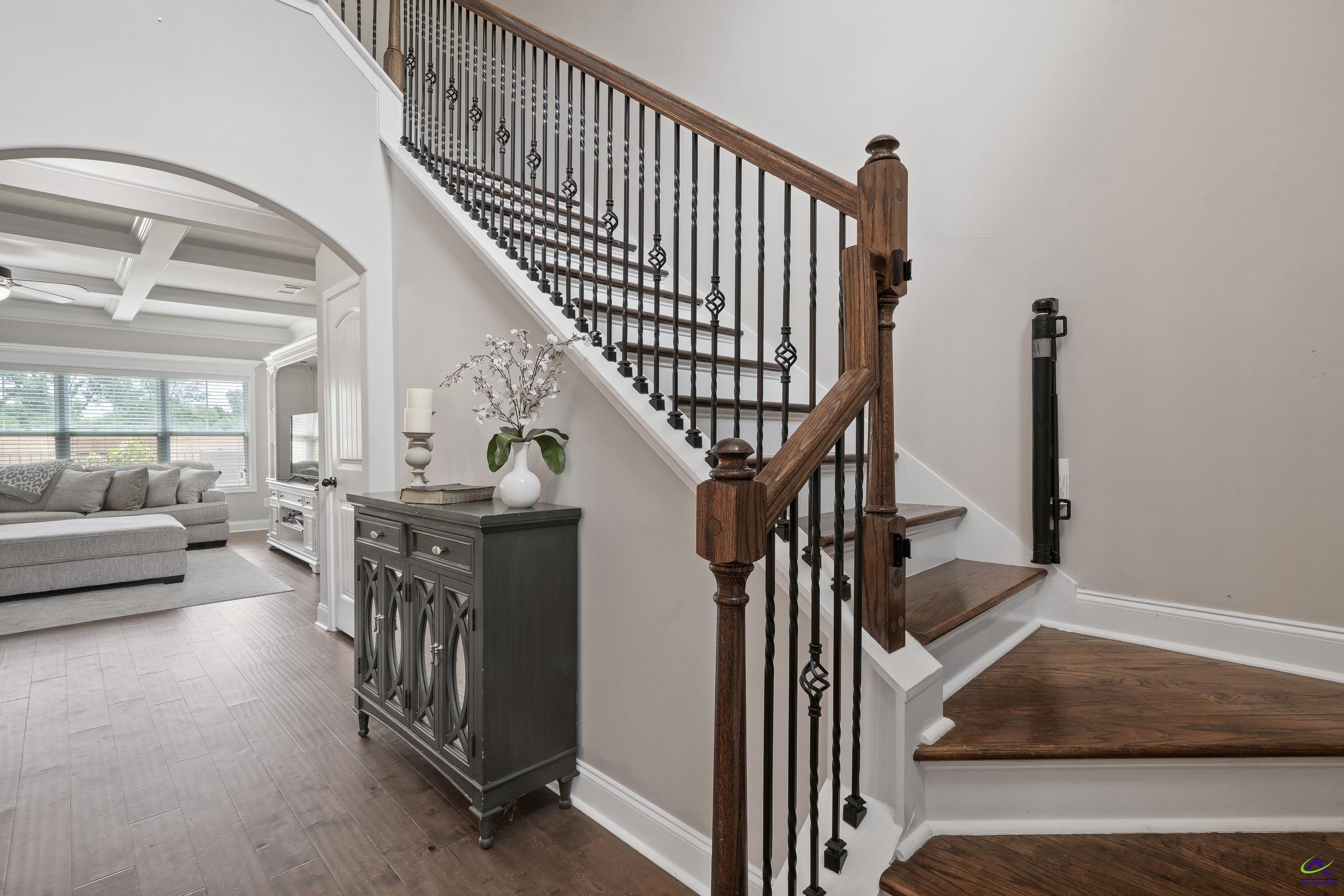 105 Grey Hawk Court