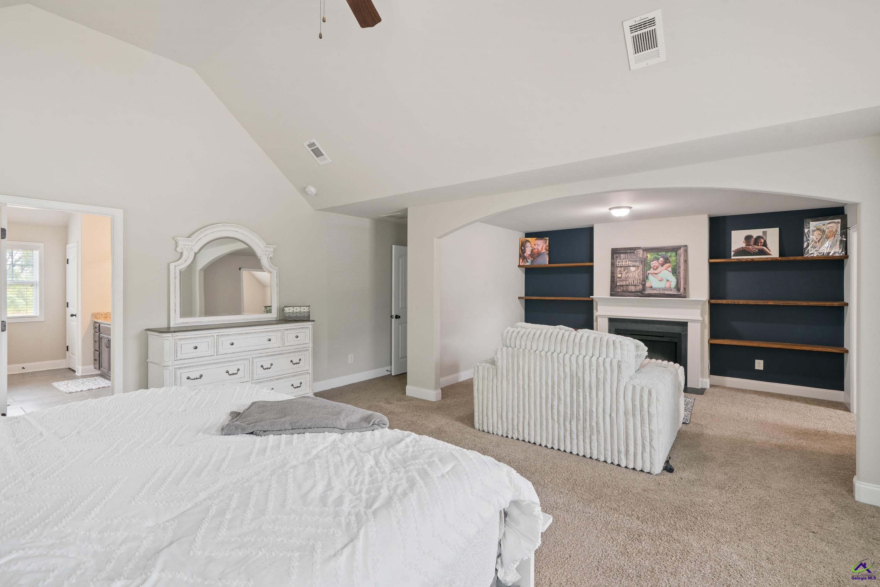 105 Grey Hawk Court