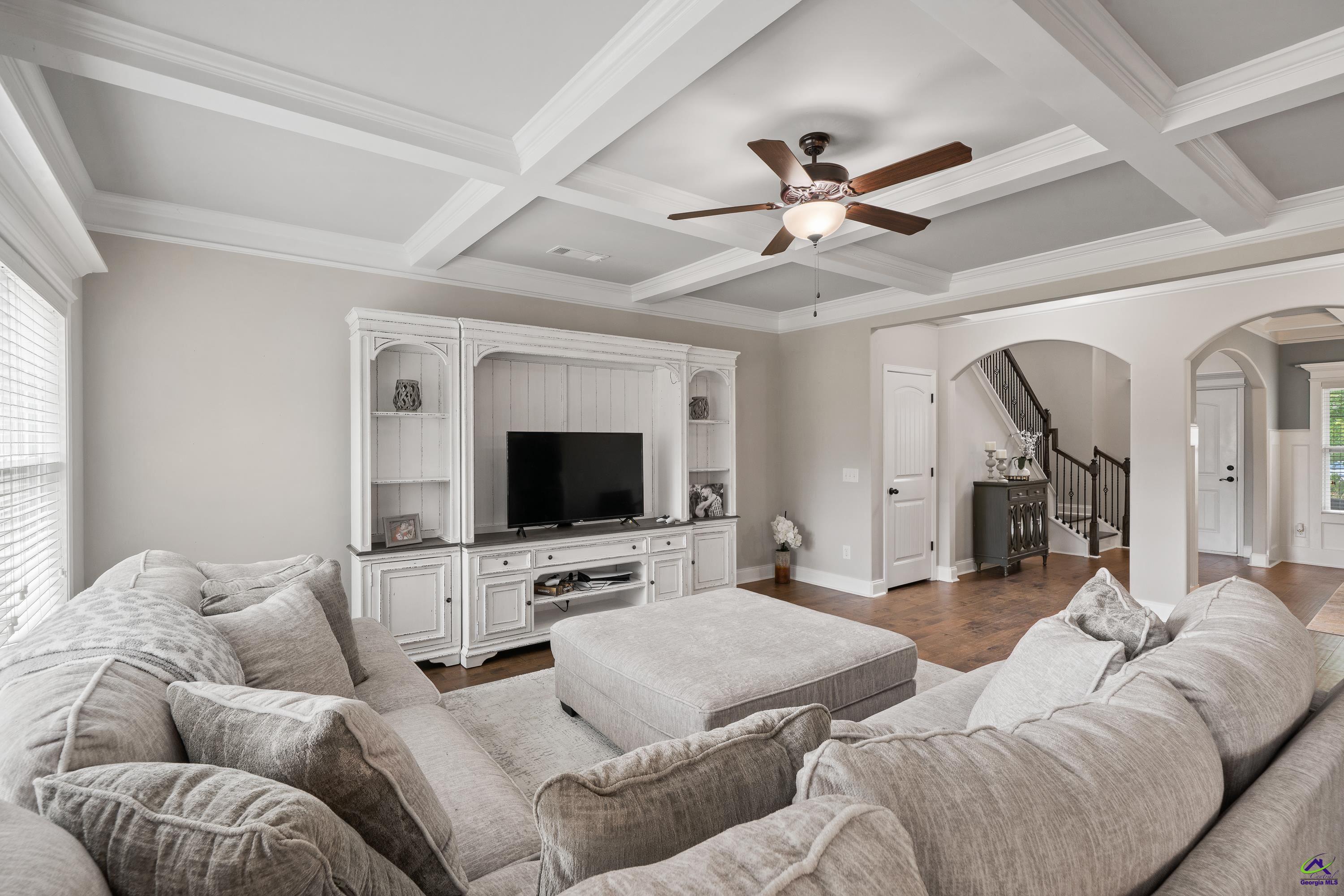 105 Grey Hawk Court