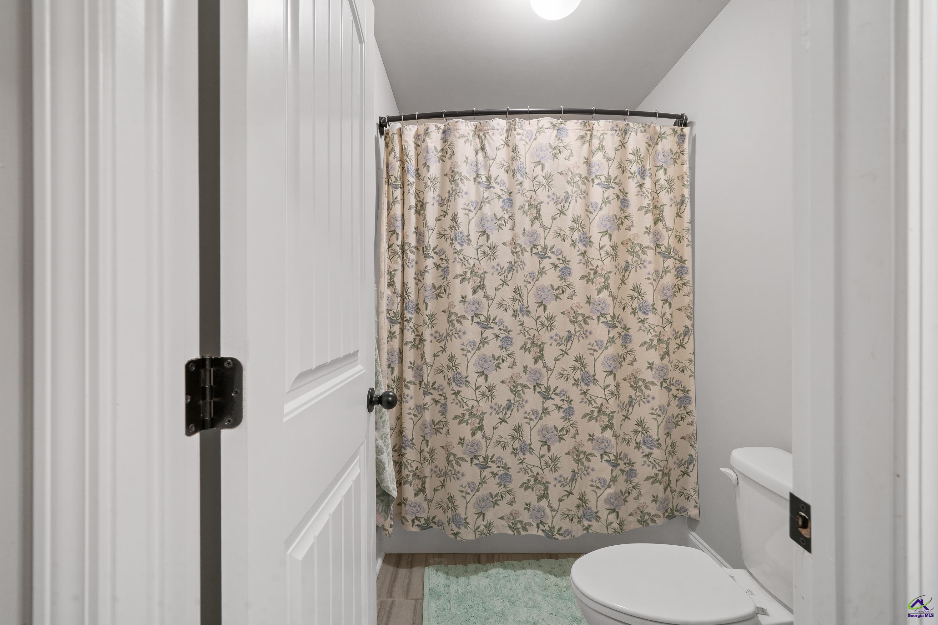 105 Grey Hawk Court