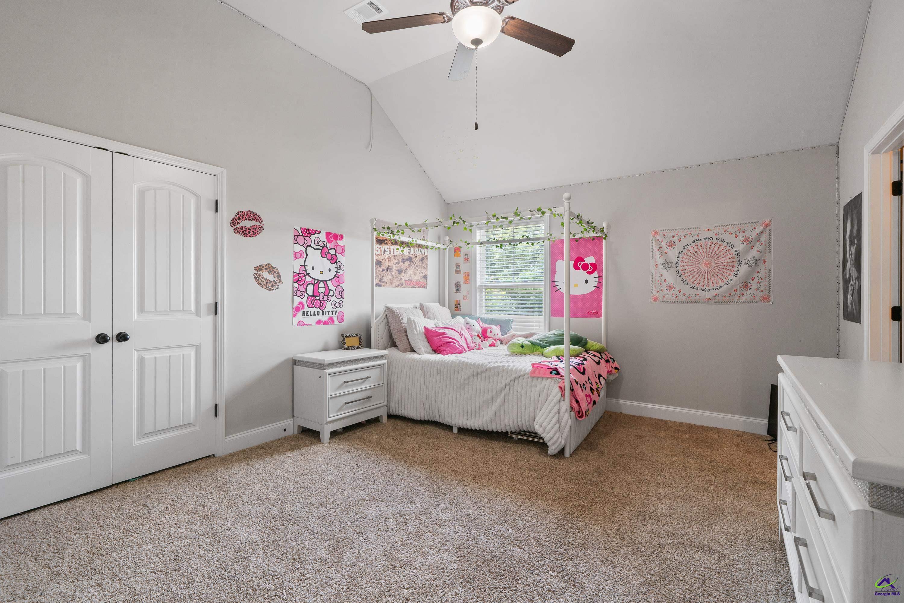 105 Grey Hawk Court
