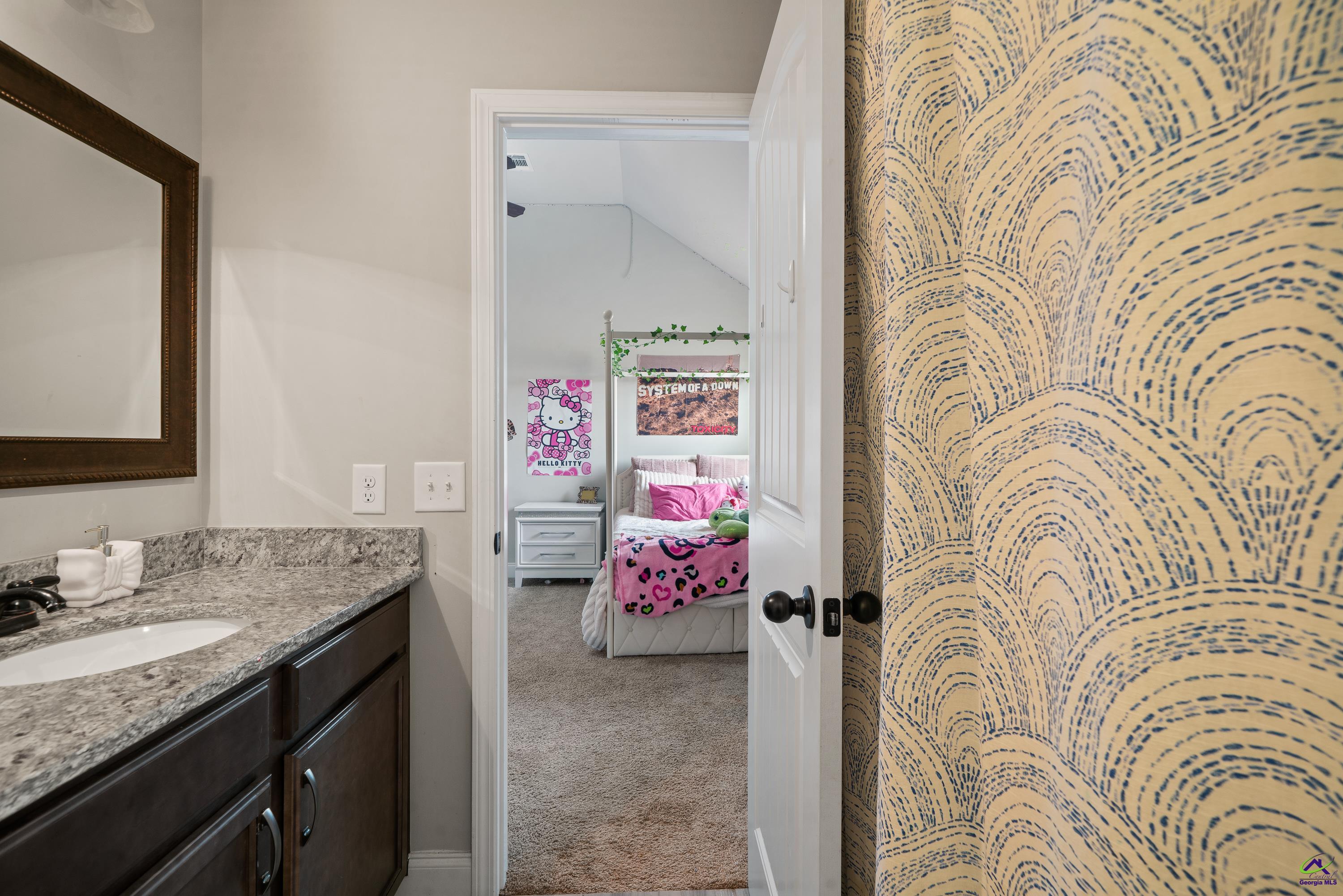 105 Grey Hawk Court