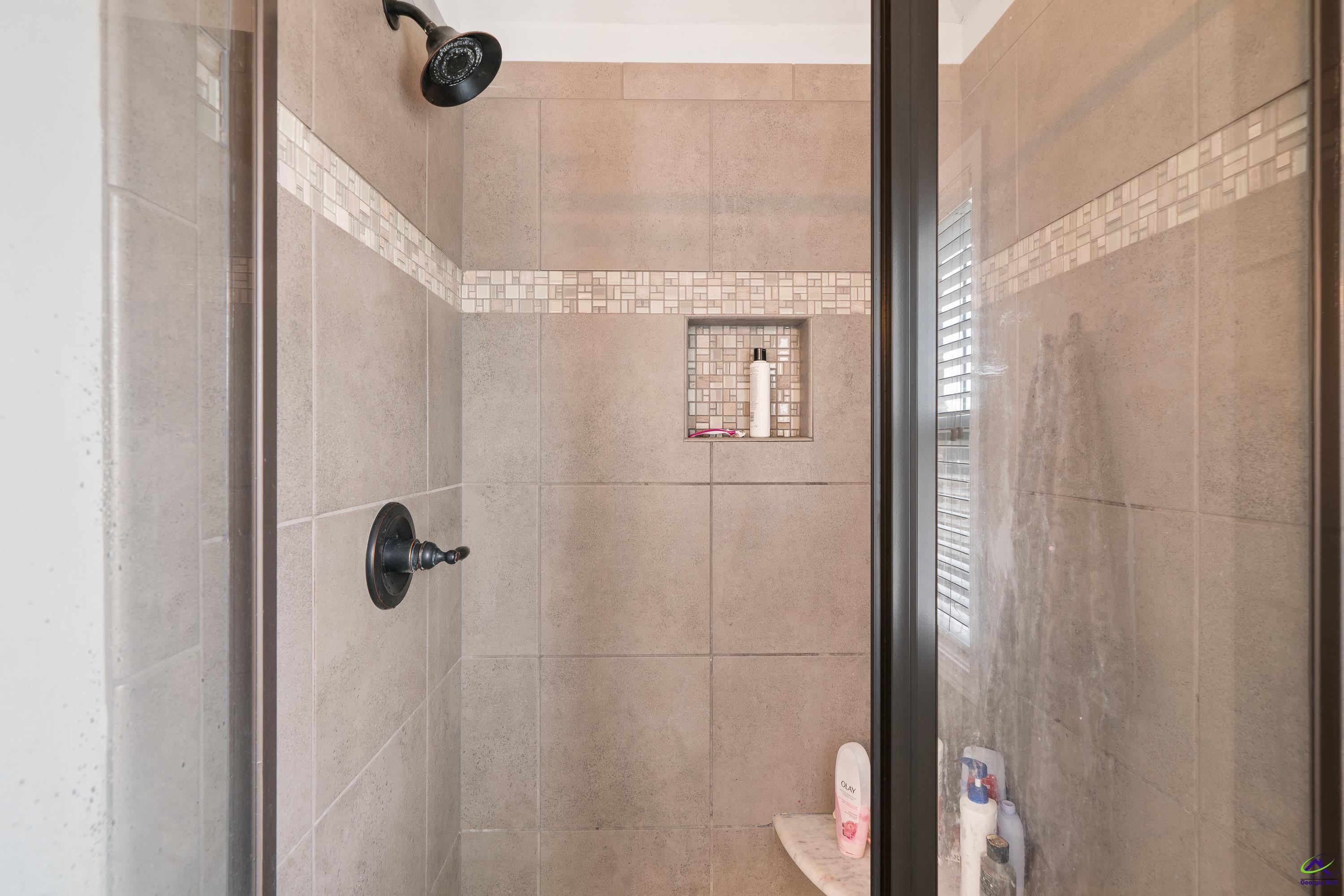 105 Grey Hawk Court