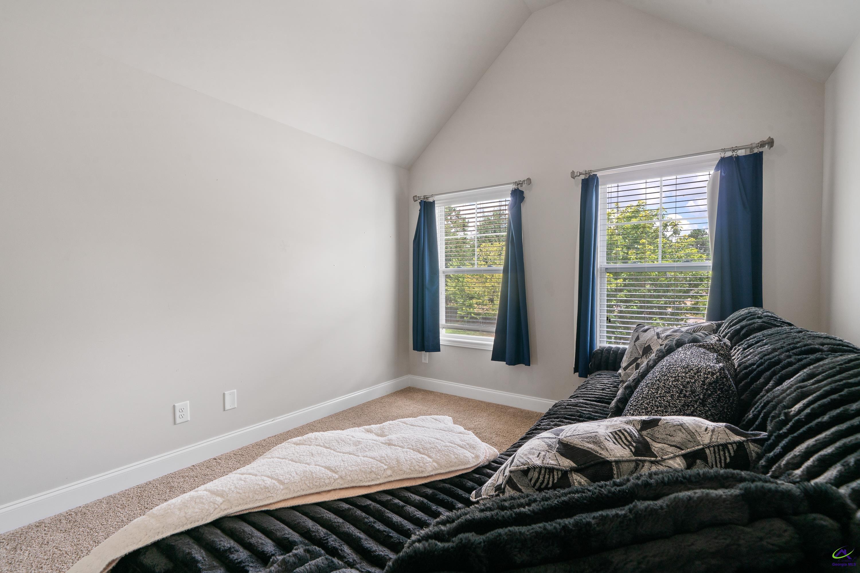 105 Grey Hawk Court