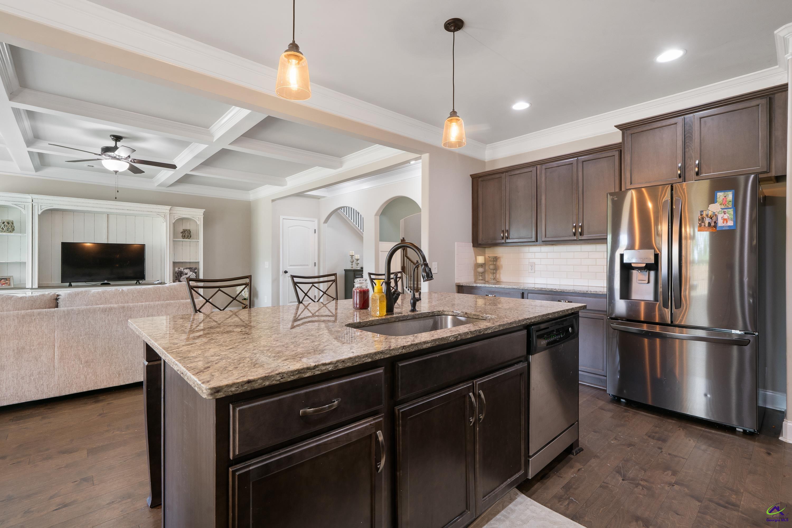 105 Grey Hawk Court