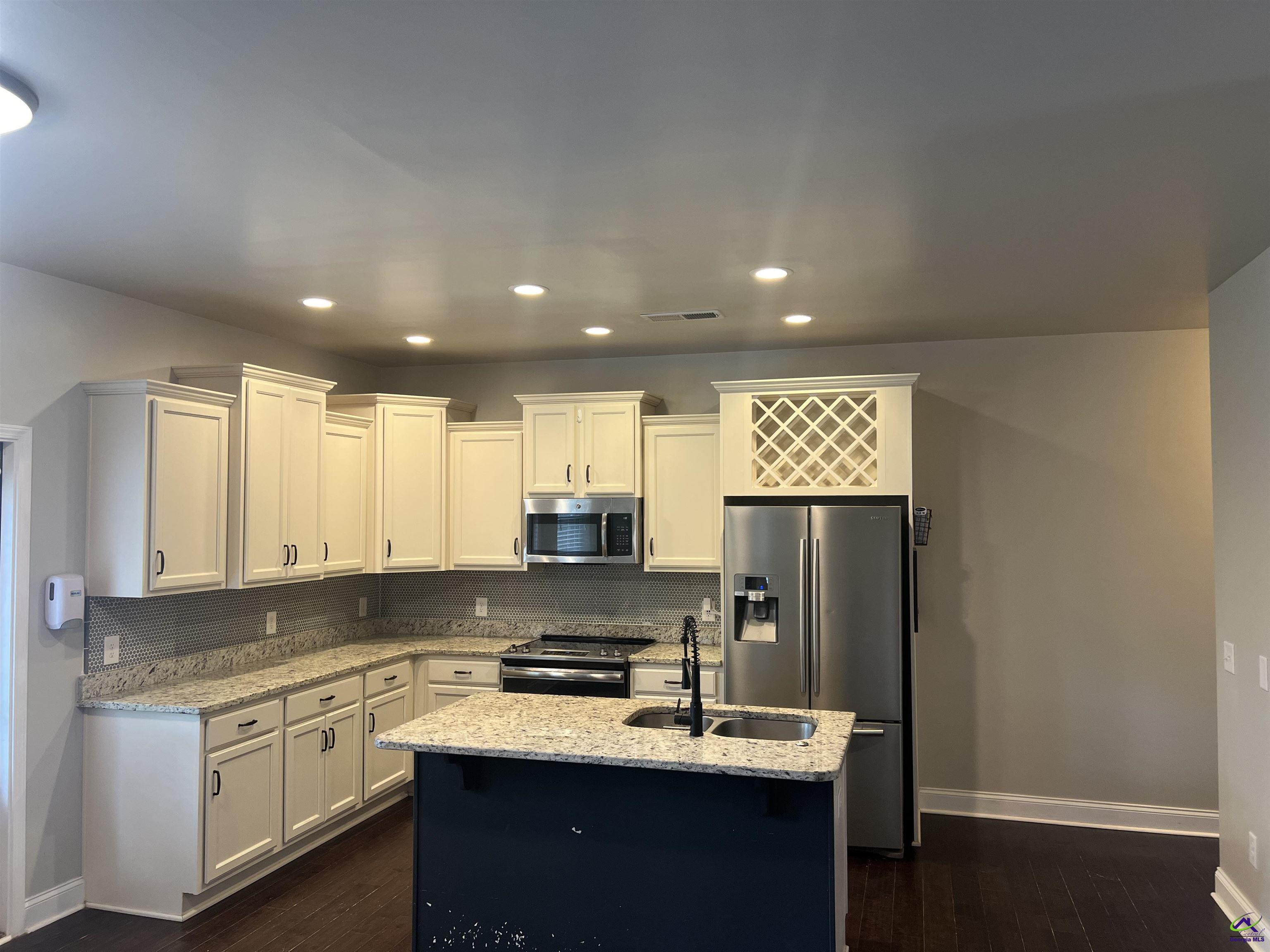 323 Rippling Water Way