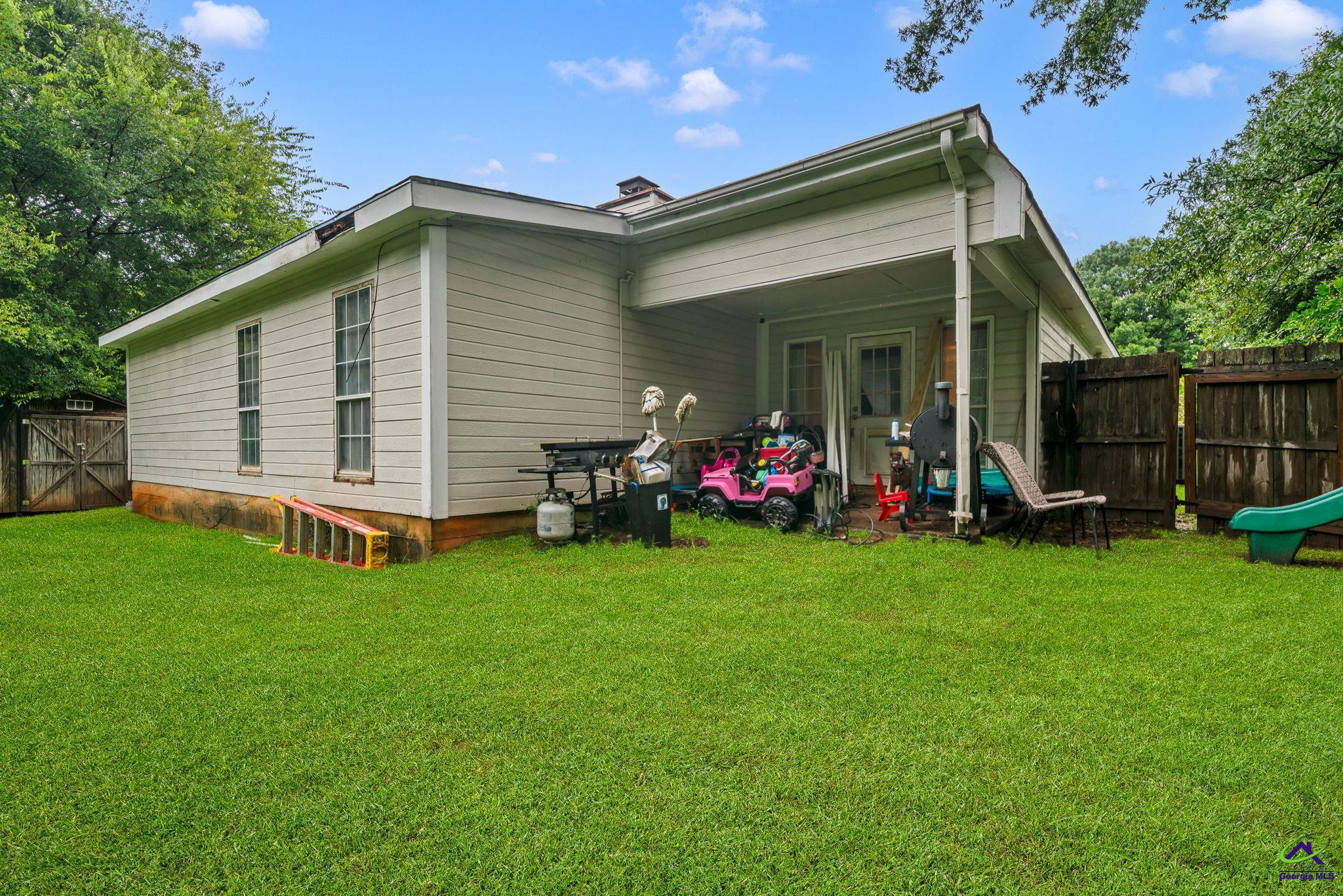 211 Crakston Court