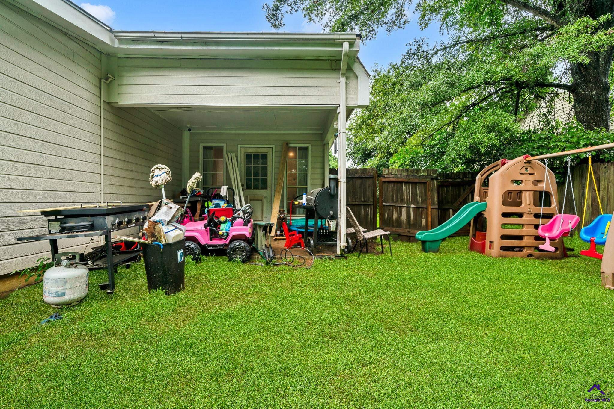 211 Crakston Court