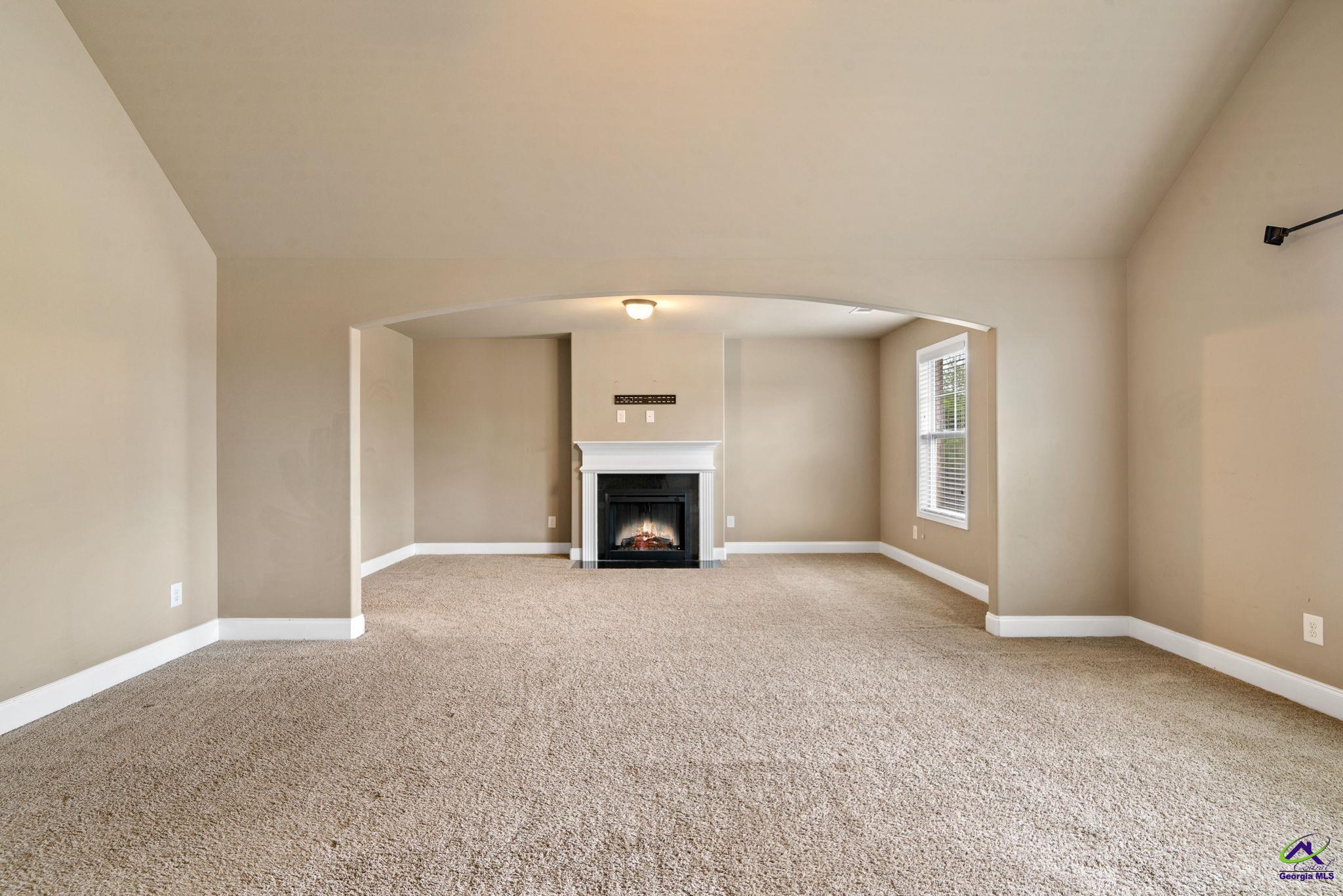 416 Red Hawk Pointe