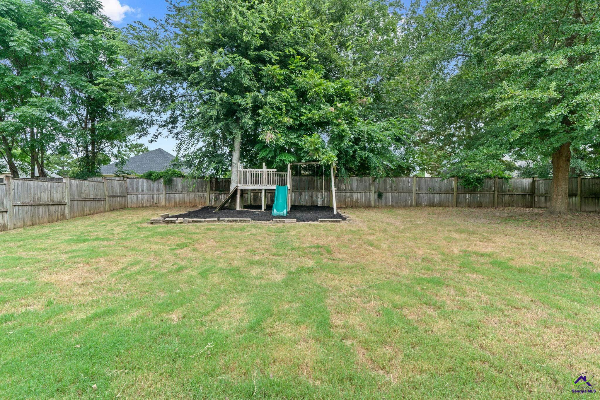 416 Red Hawk Pointe