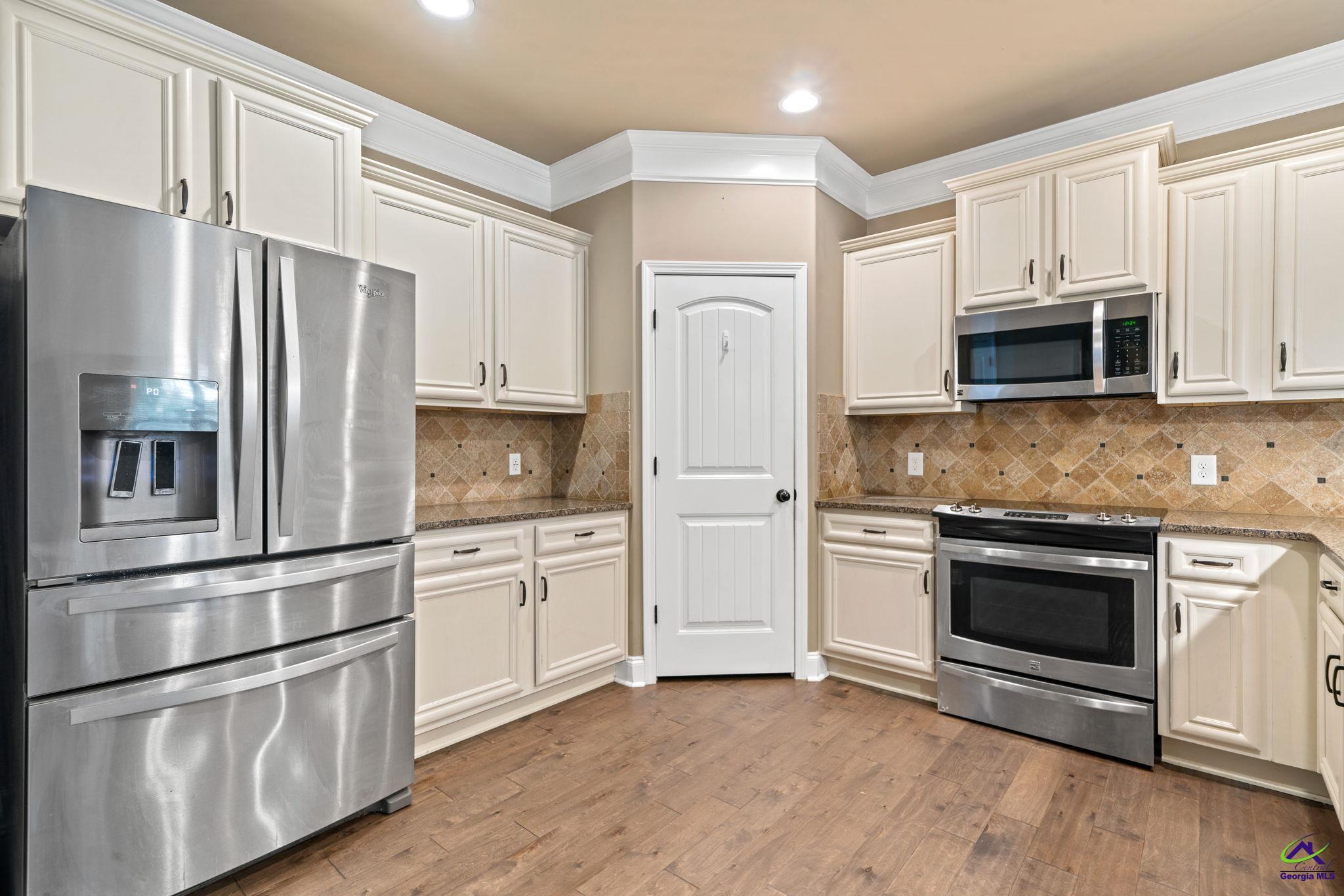 416 Red Hawk Pointe
