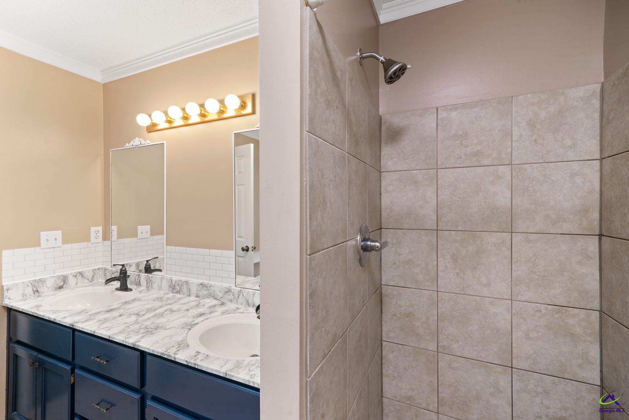 208 Golden Eagle Drive