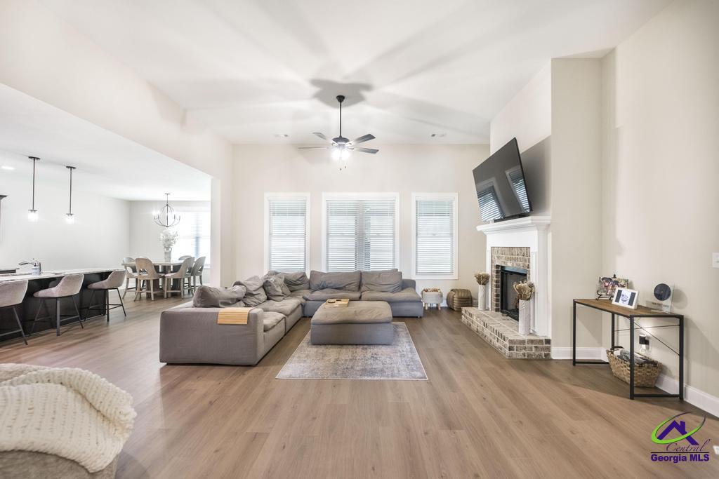 409 Cannon Point Drive