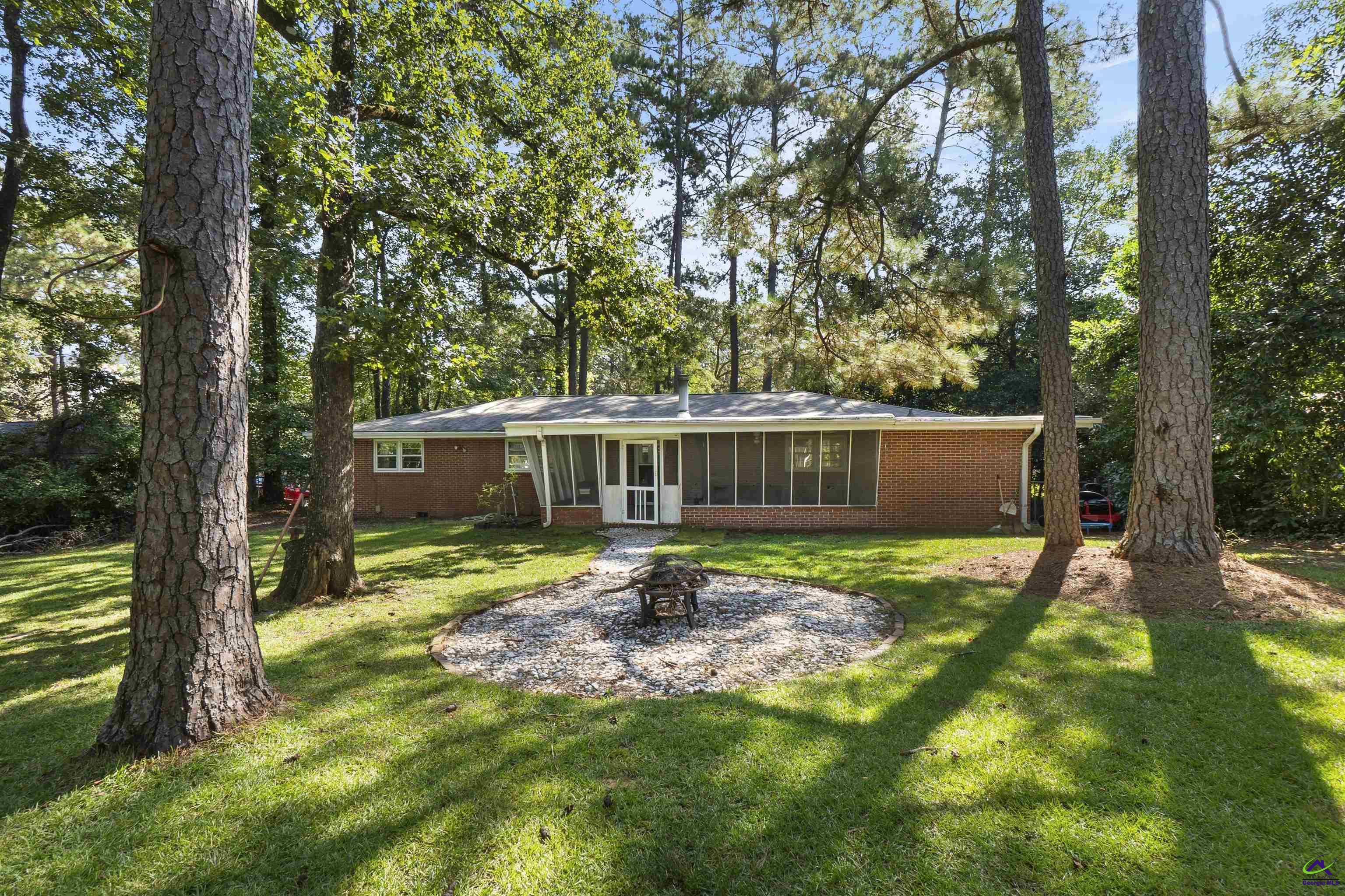 213 Ashby Way