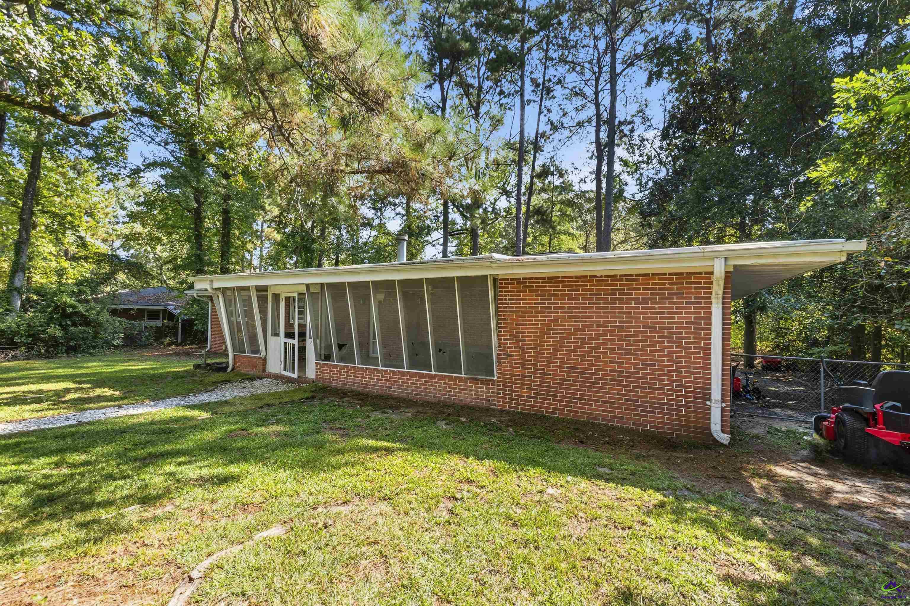 213 Ashby Way