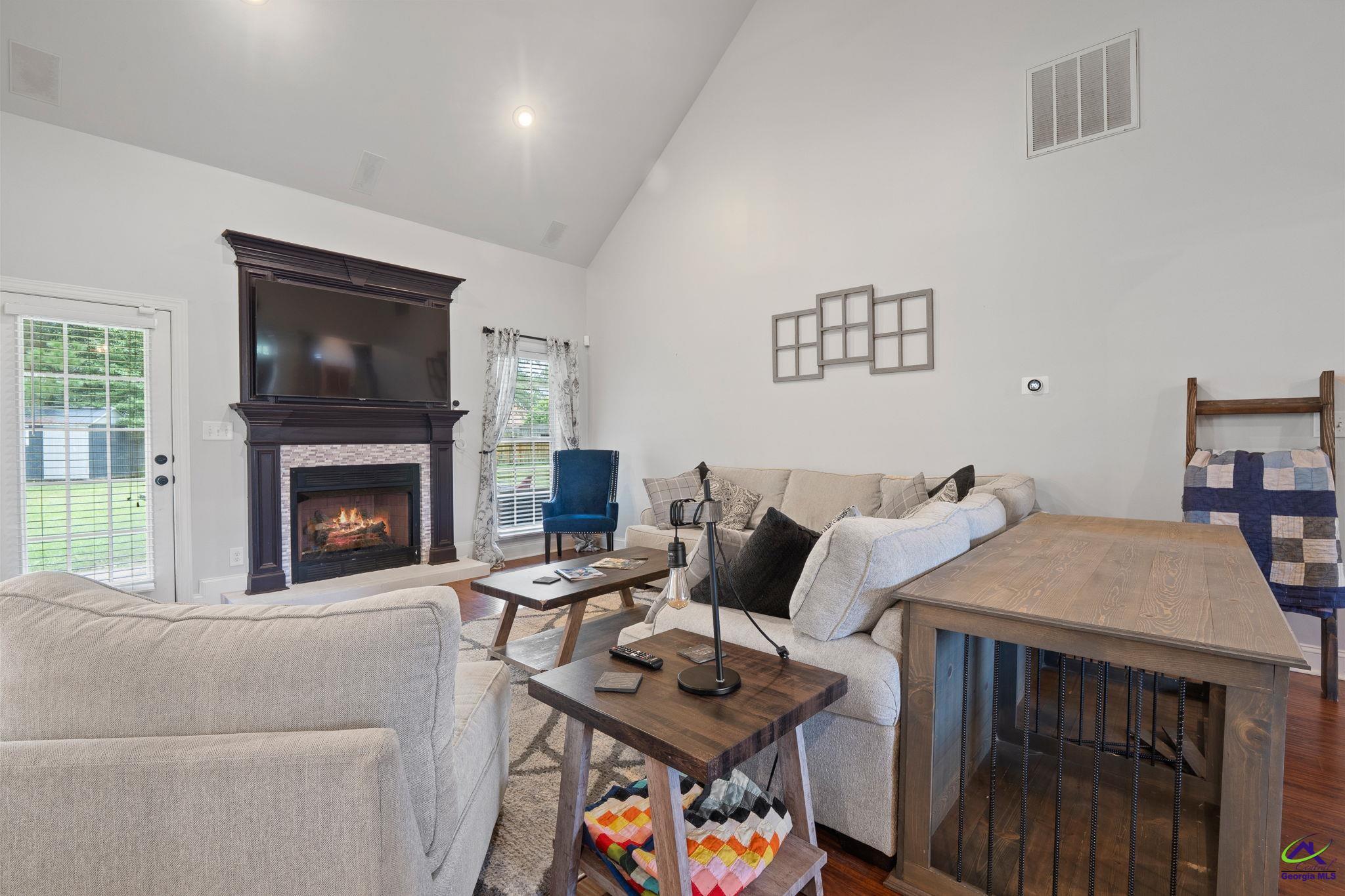 412 Arlington Falls Court