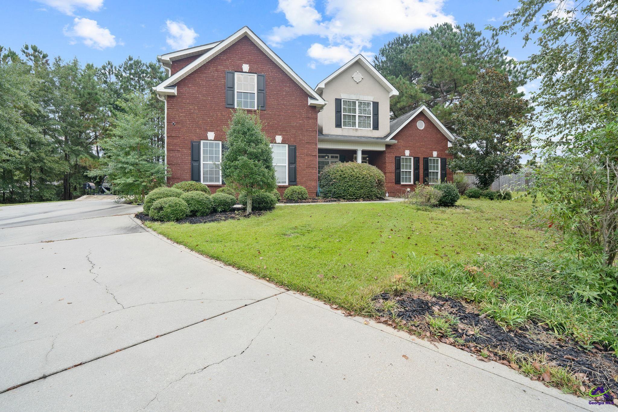 412 Arlington Falls Court