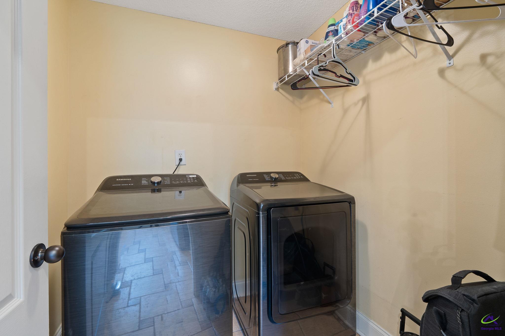 412 Arlington Falls Court