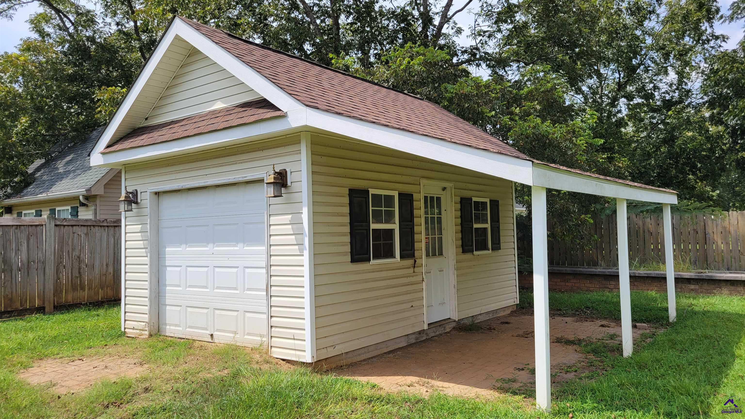 203 Duke Lane