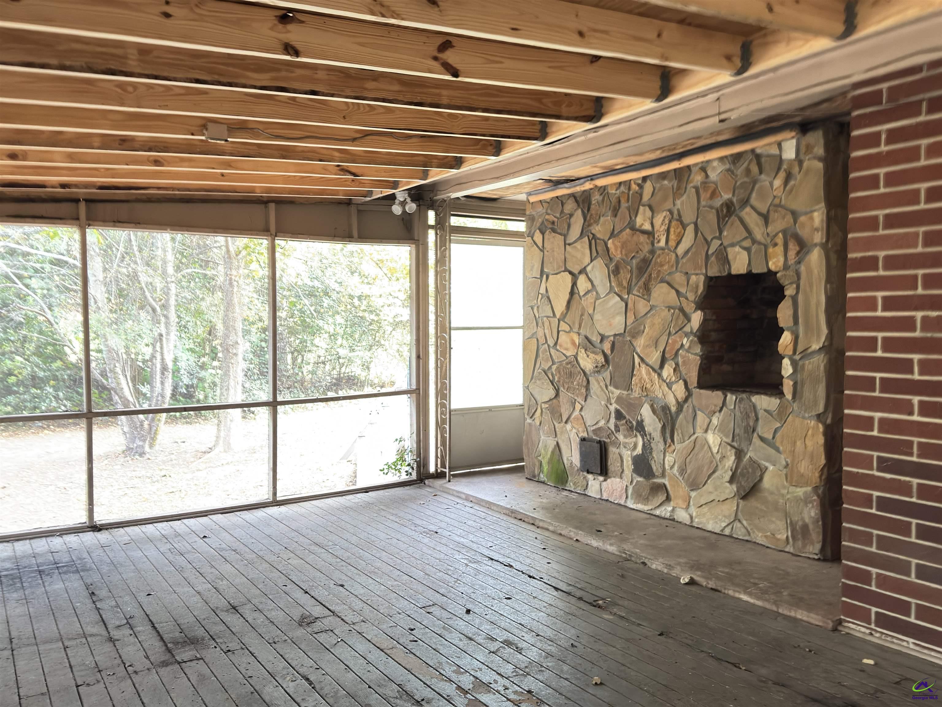 140 Spencer Hill Court