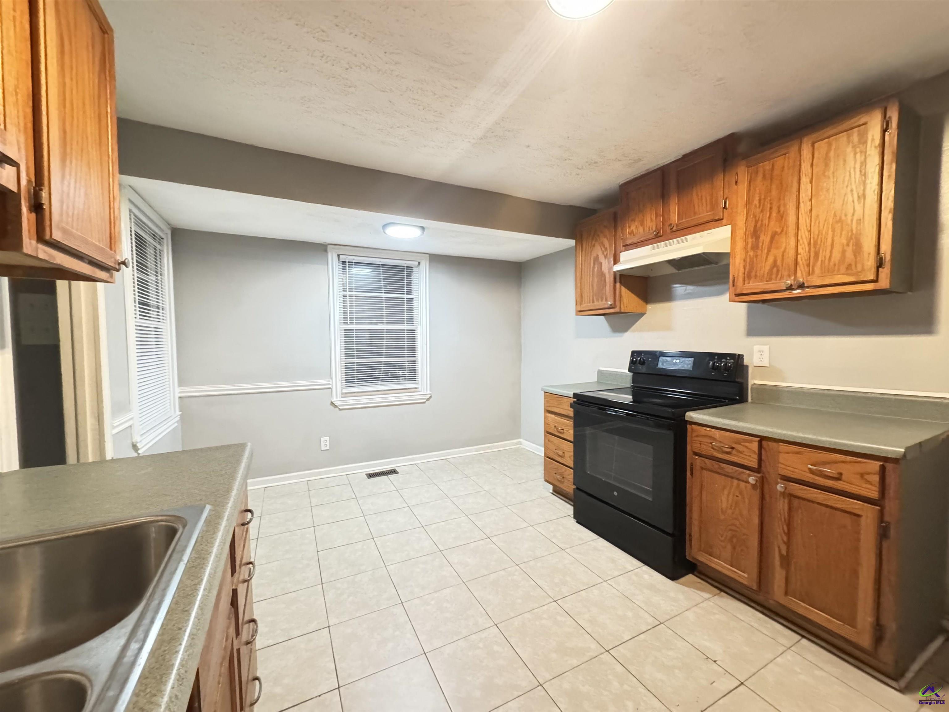 140 Spencer Hill Court