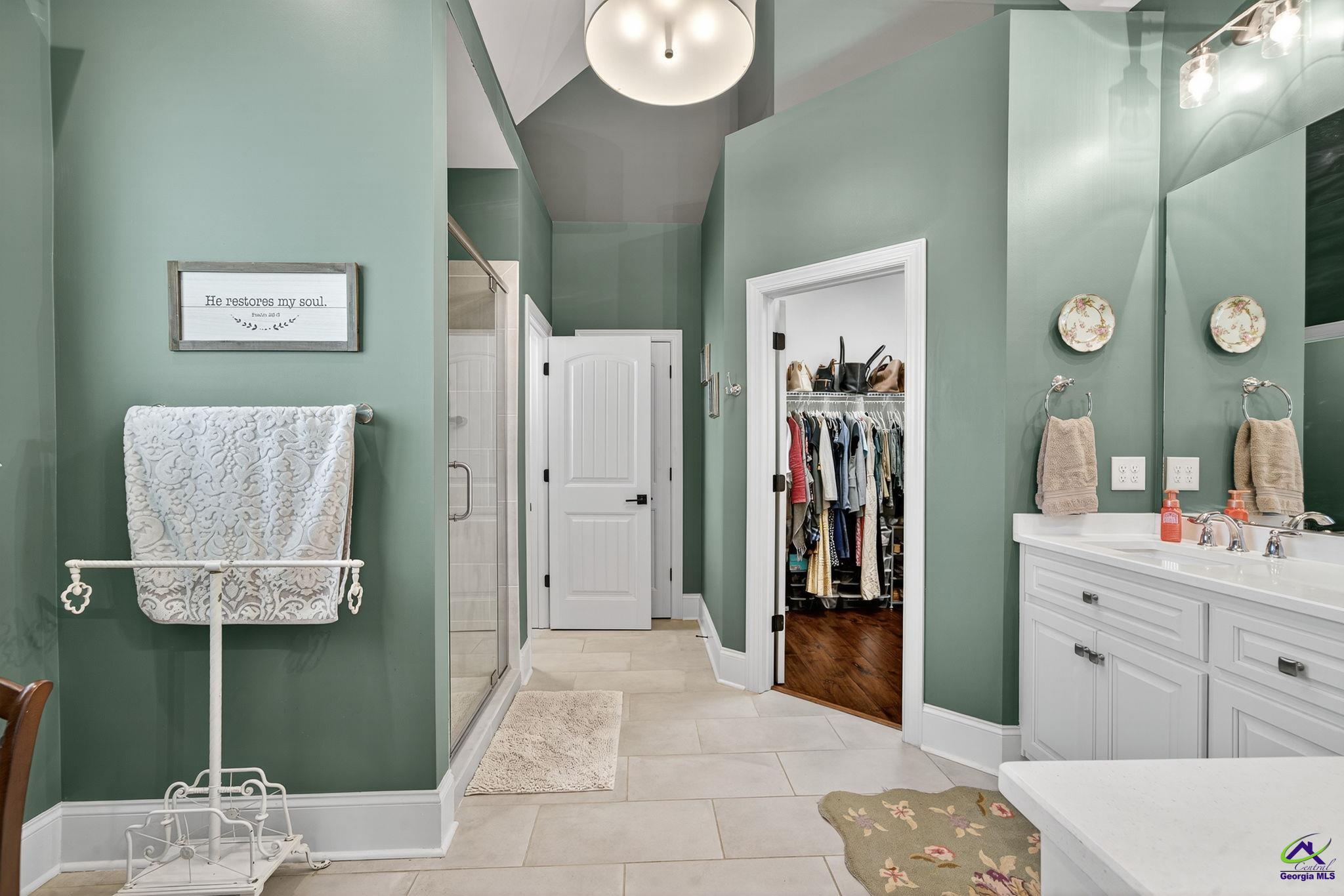 45 Worthington Circle