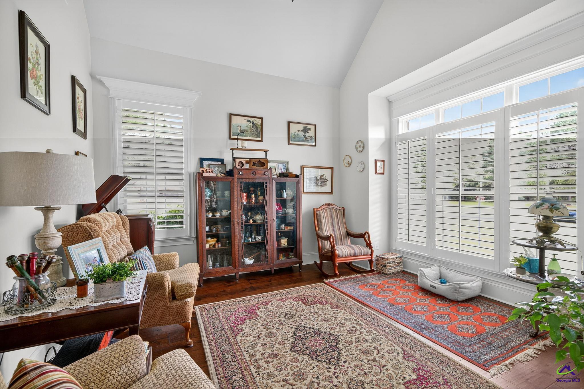 45 Worthington Circle