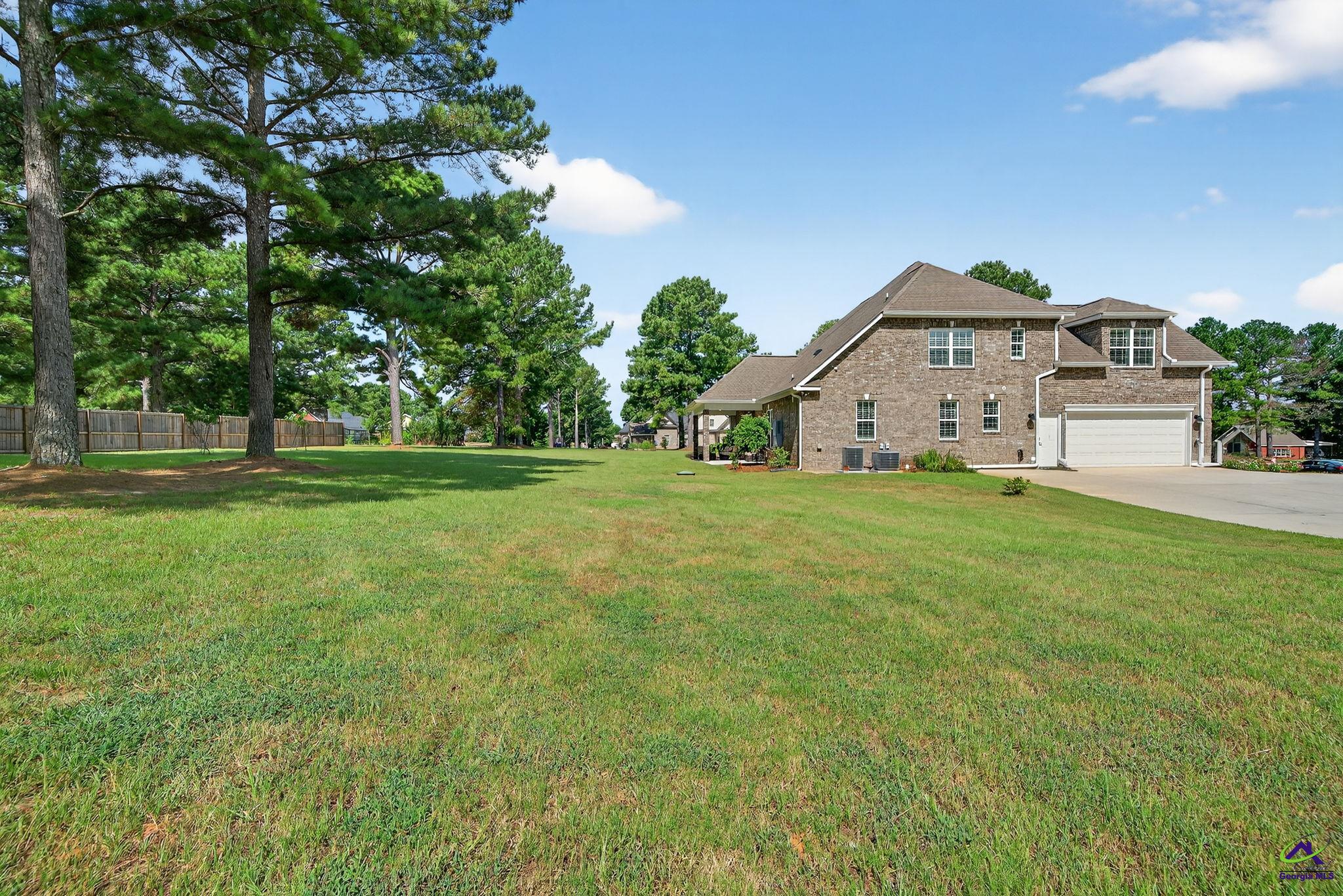 45 Worthington Circle