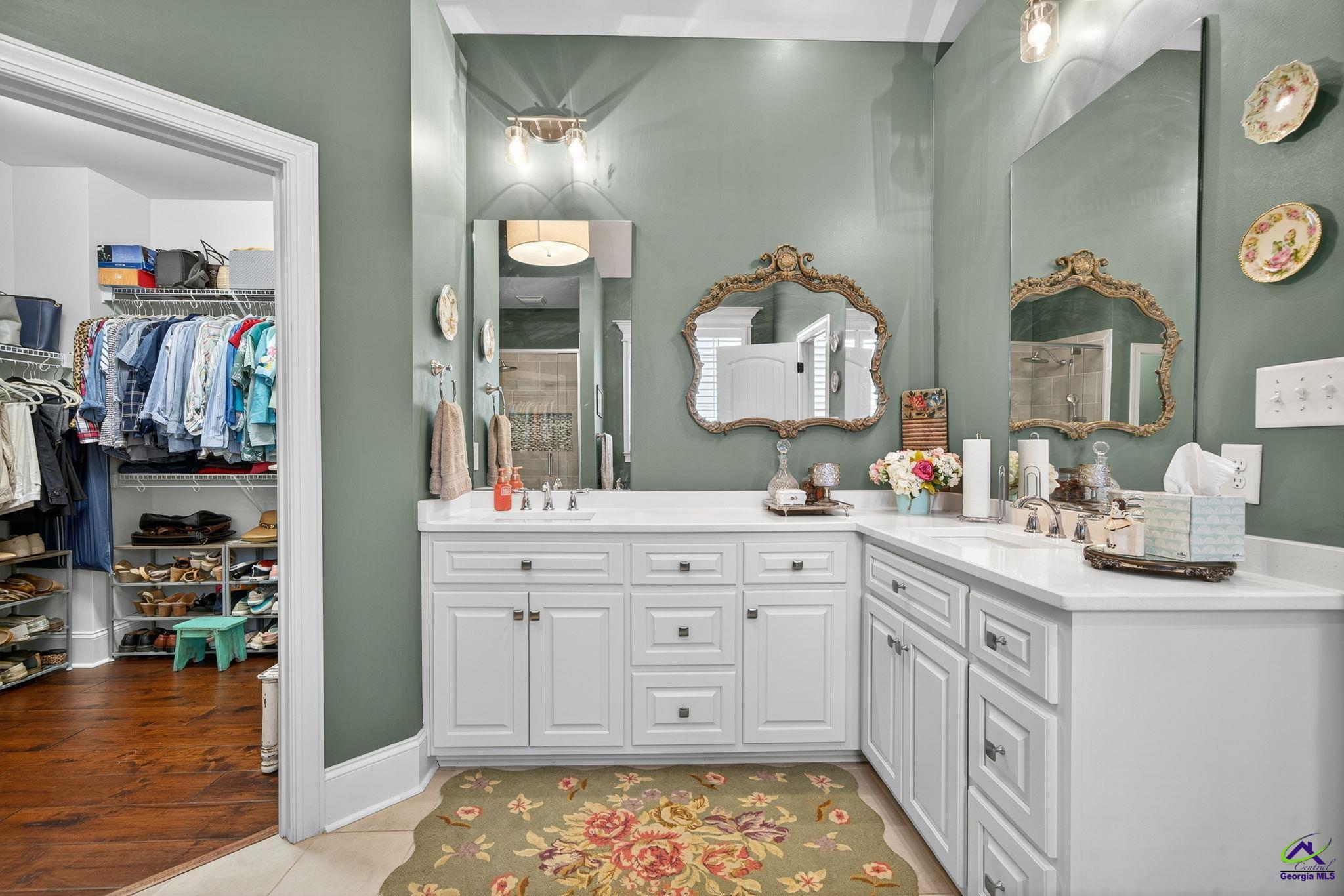 45 Worthington Circle