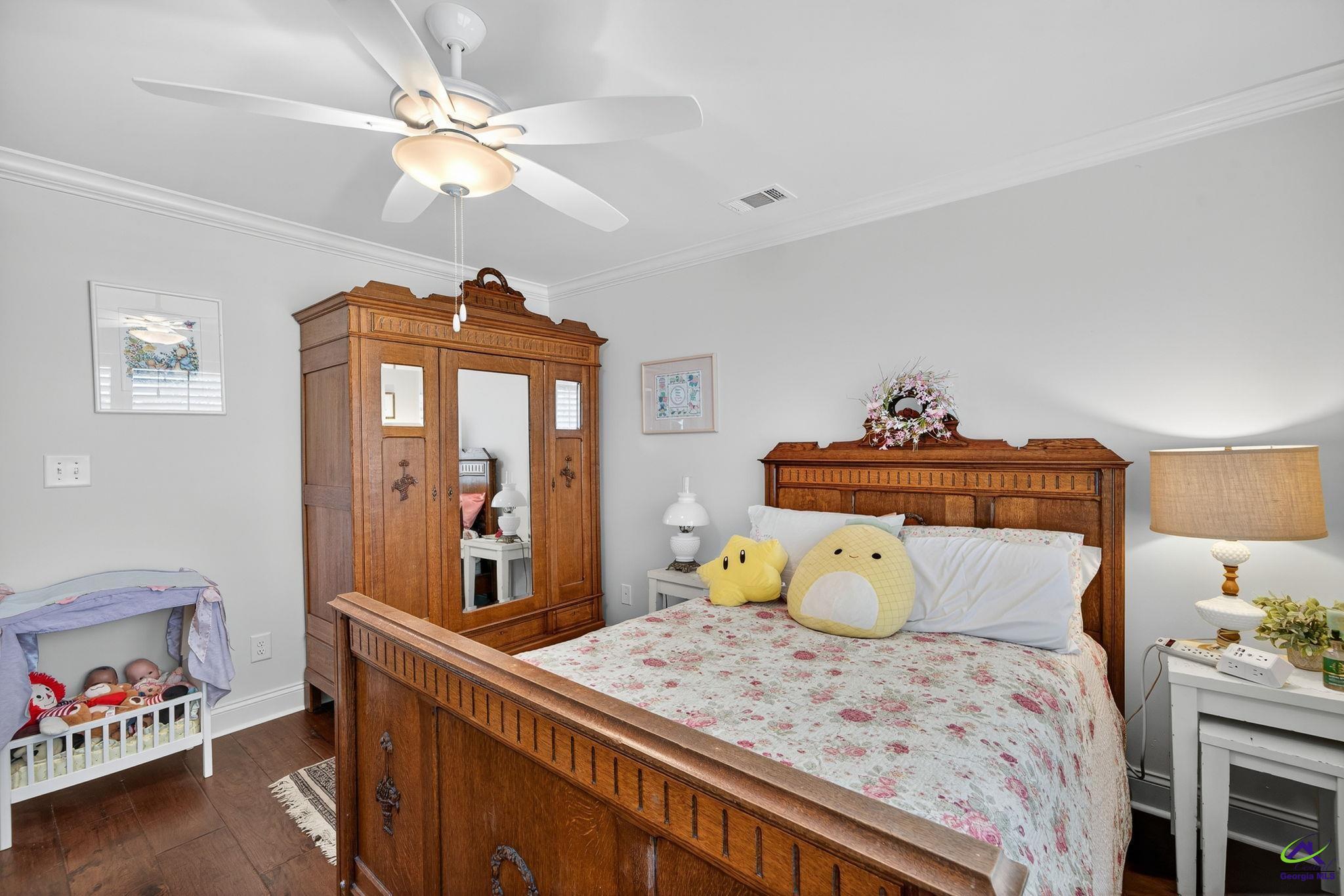 45 Worthington Circle