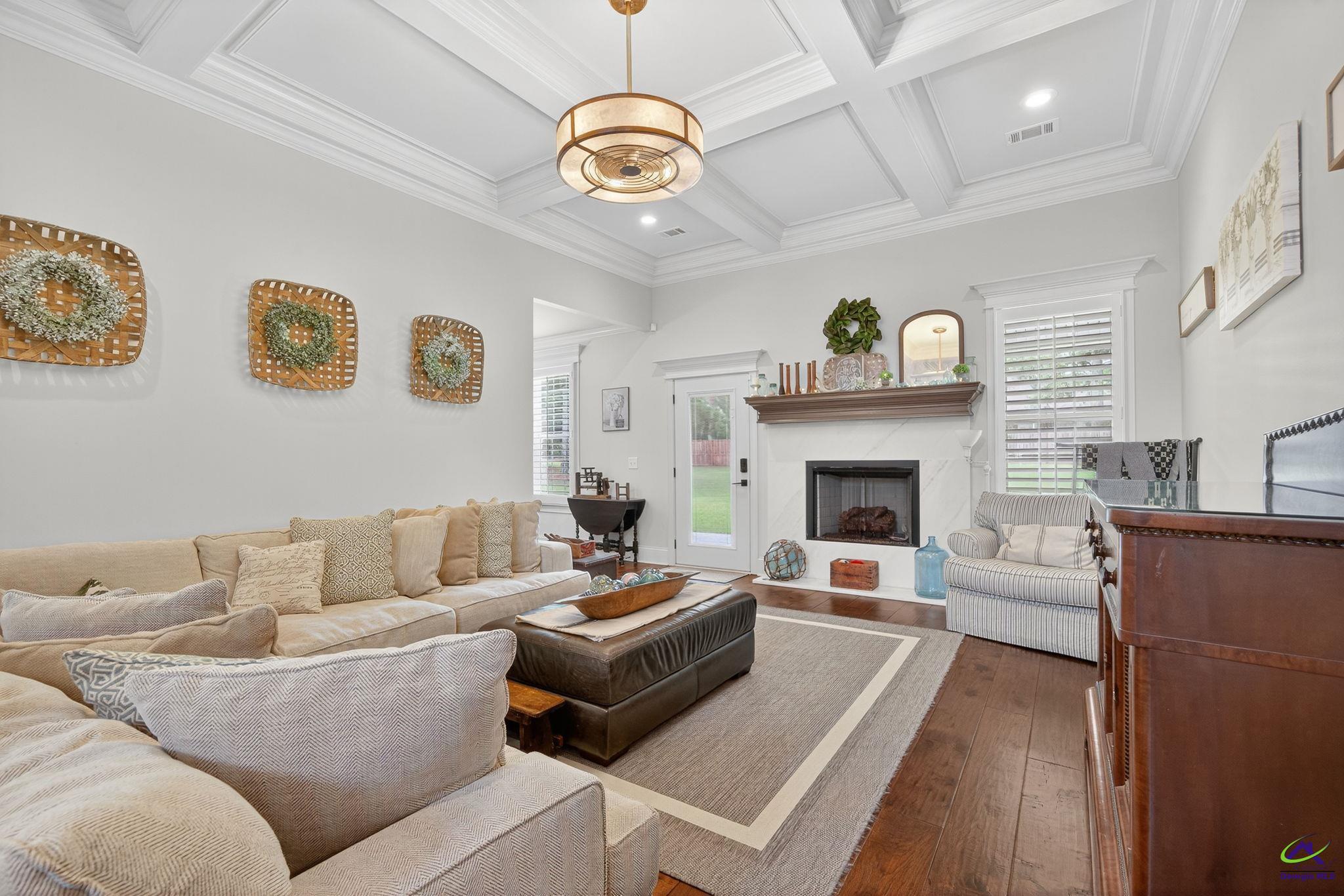 45 Worthington Circle