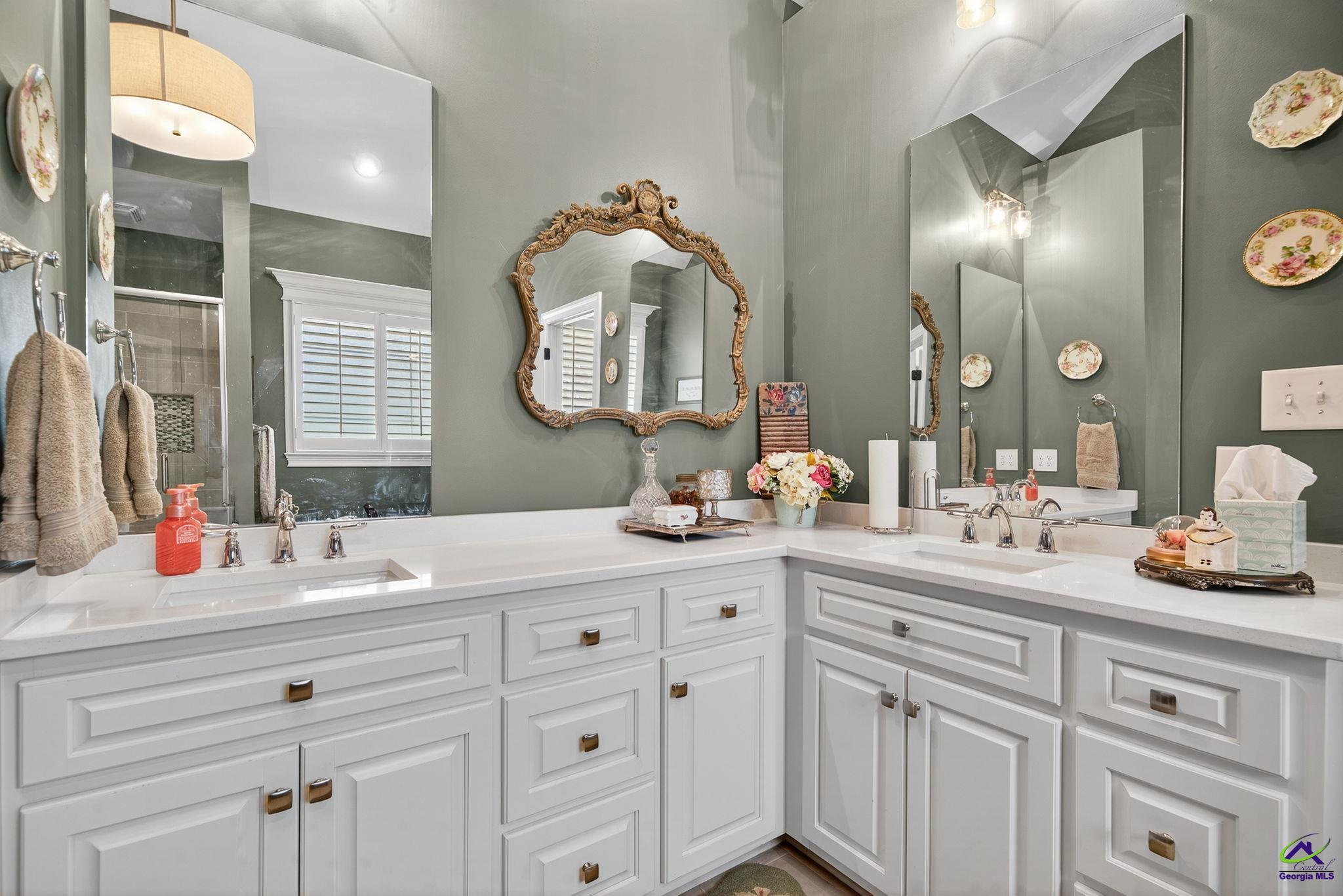 45 Worthington Circle