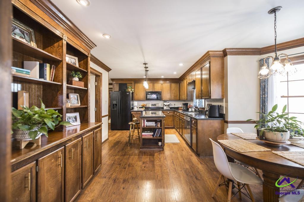 668 Monticlair Drive