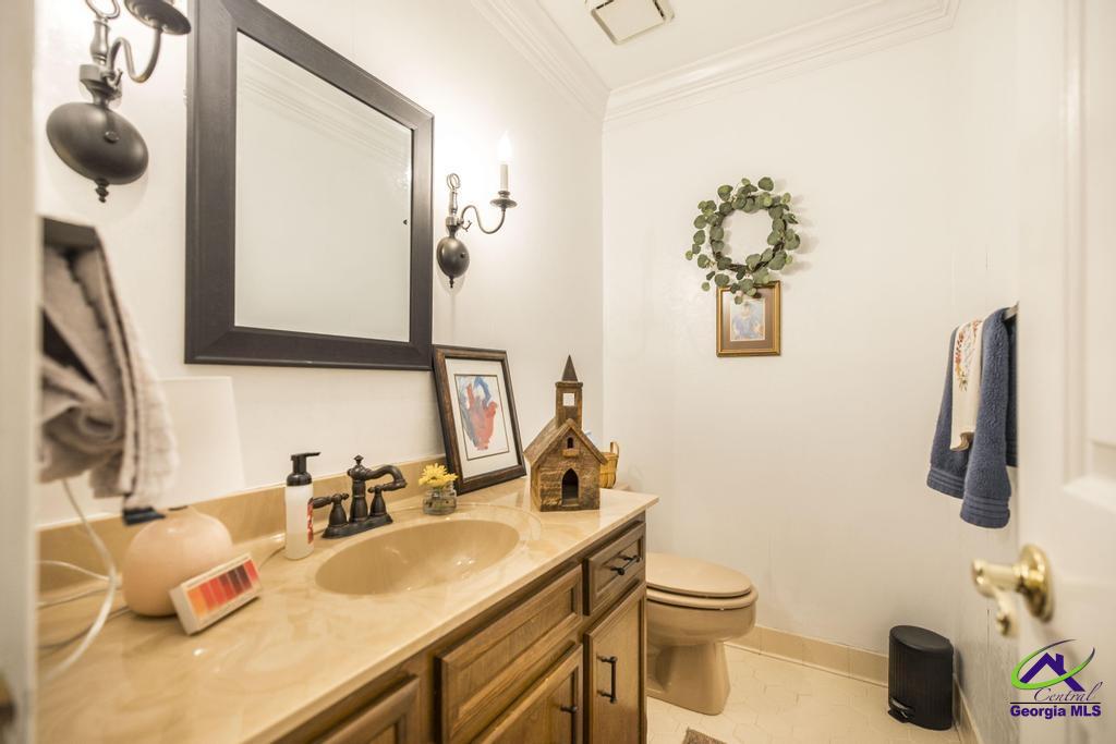 668 Monticlair Drive