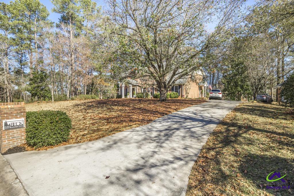 668 Monticlair Drive