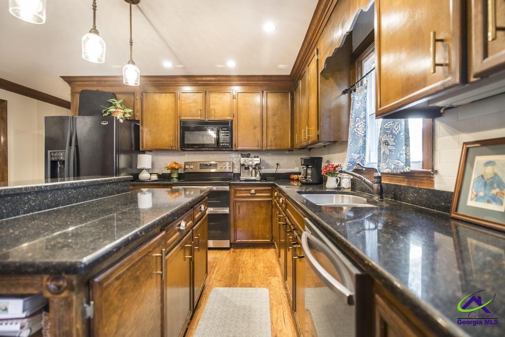 668 Monticlair Drive