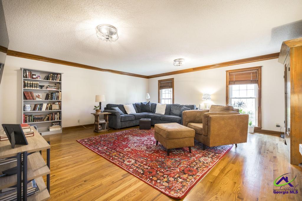 668 Monticlair Drive