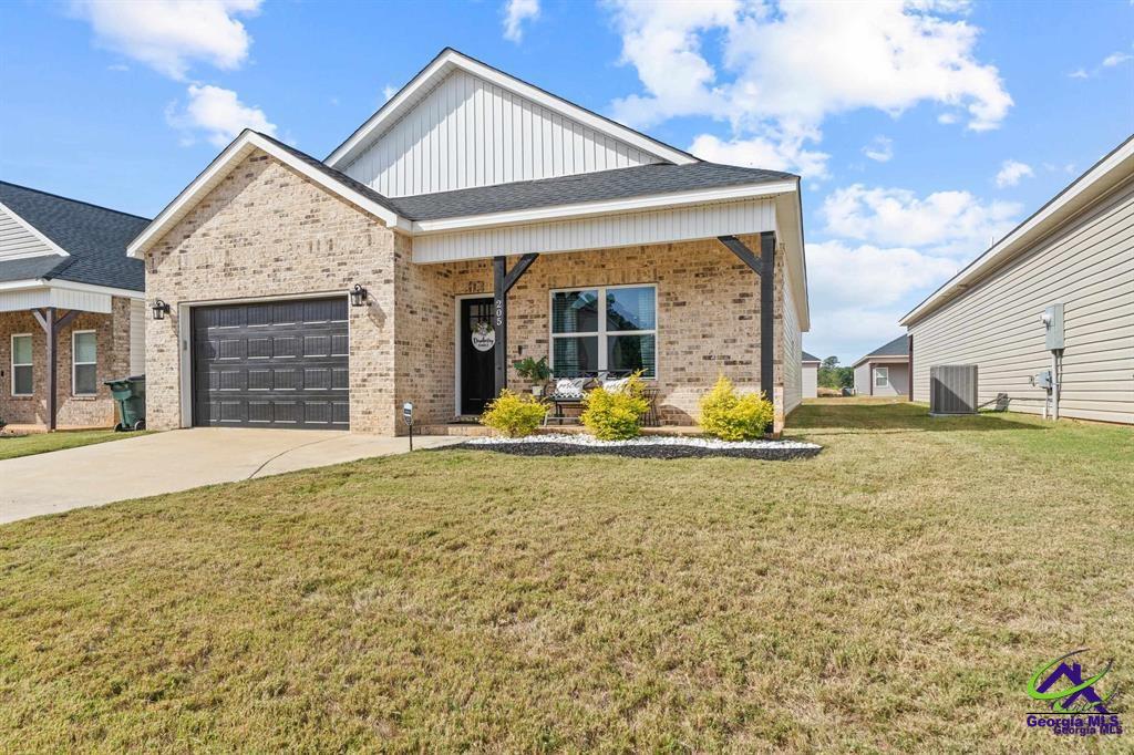 205 Beau Claire Circle