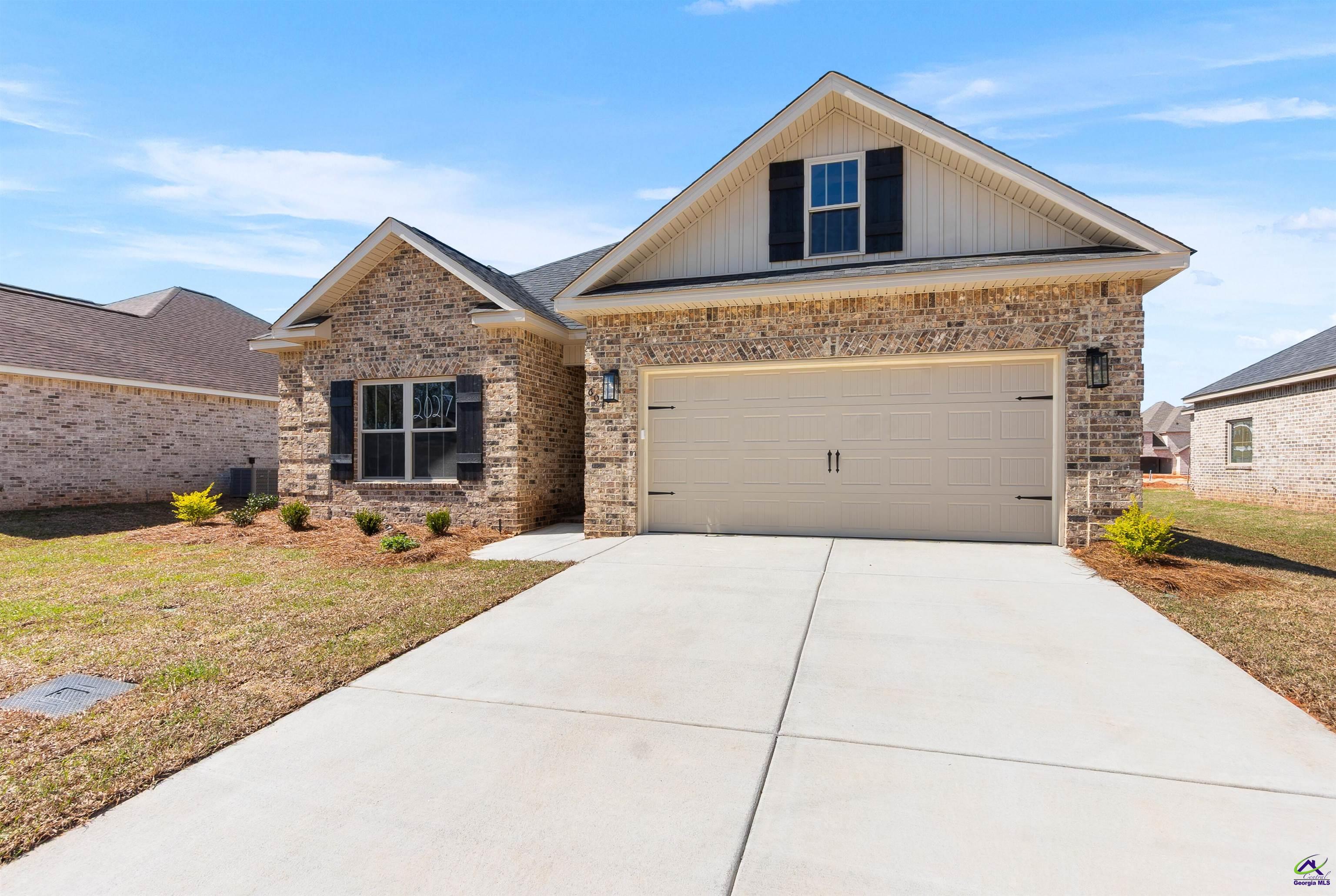 607 Bristleleaf Path