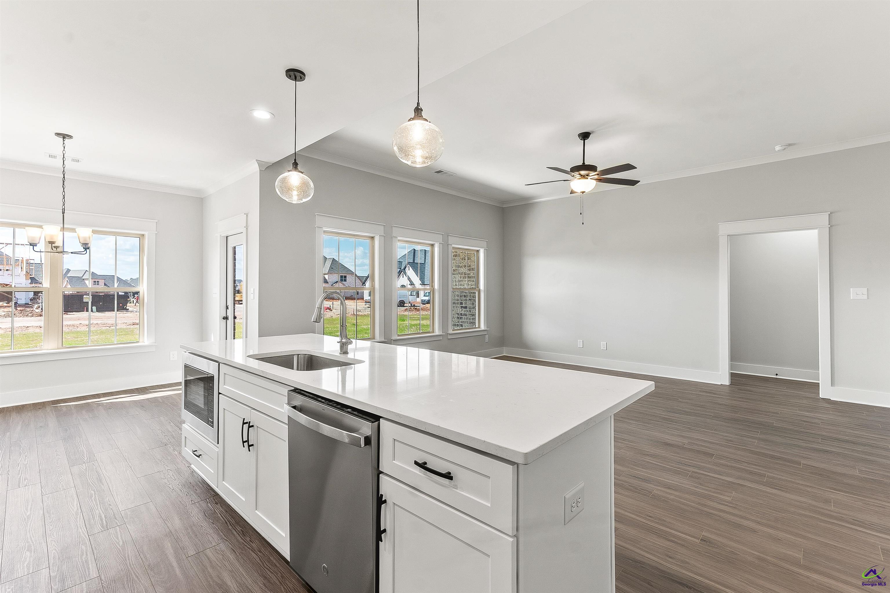 607 Bristleleaf Path