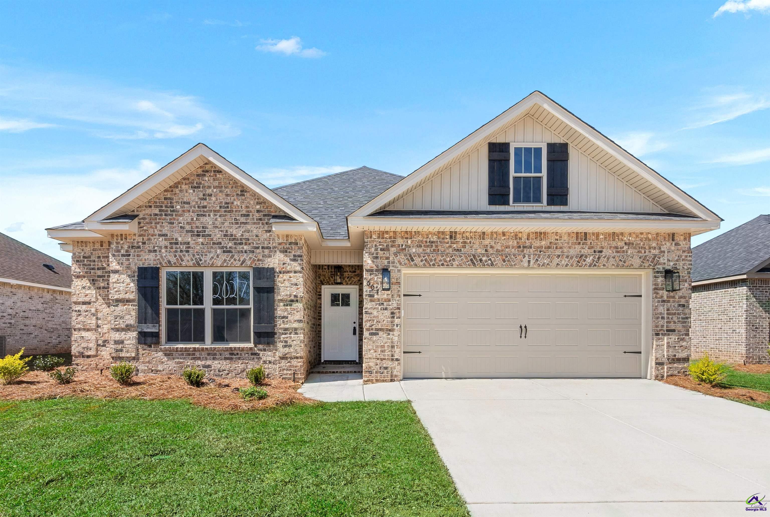 607 Bristleleaf Path