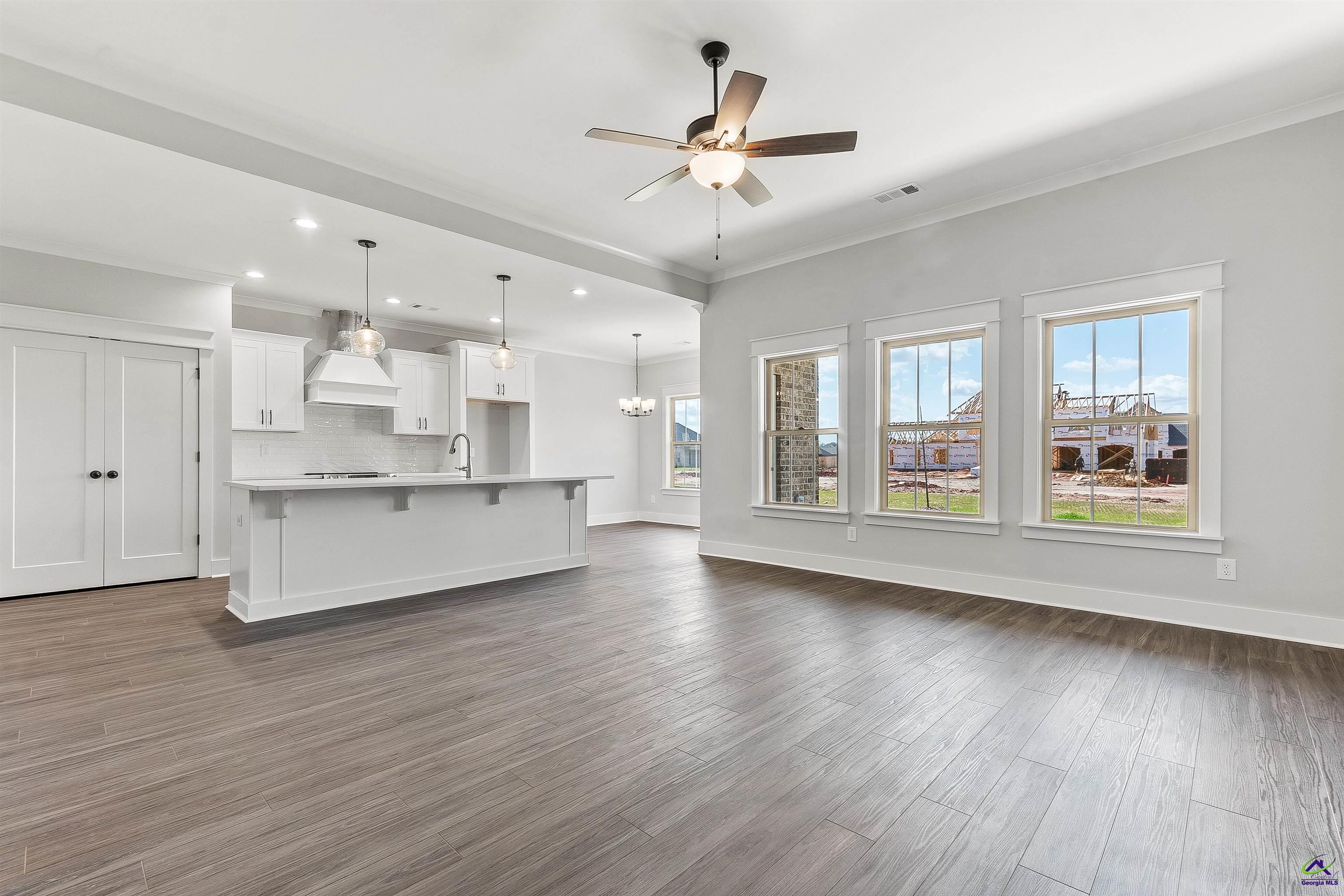 607 Bristleleaf Path